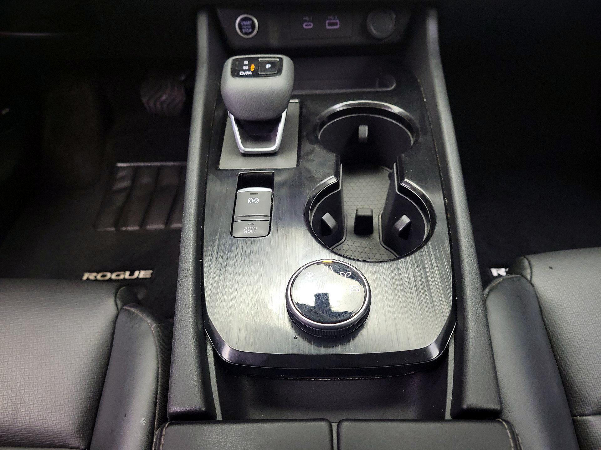 Thumbnail: 2023 Nissan Rogue - 17