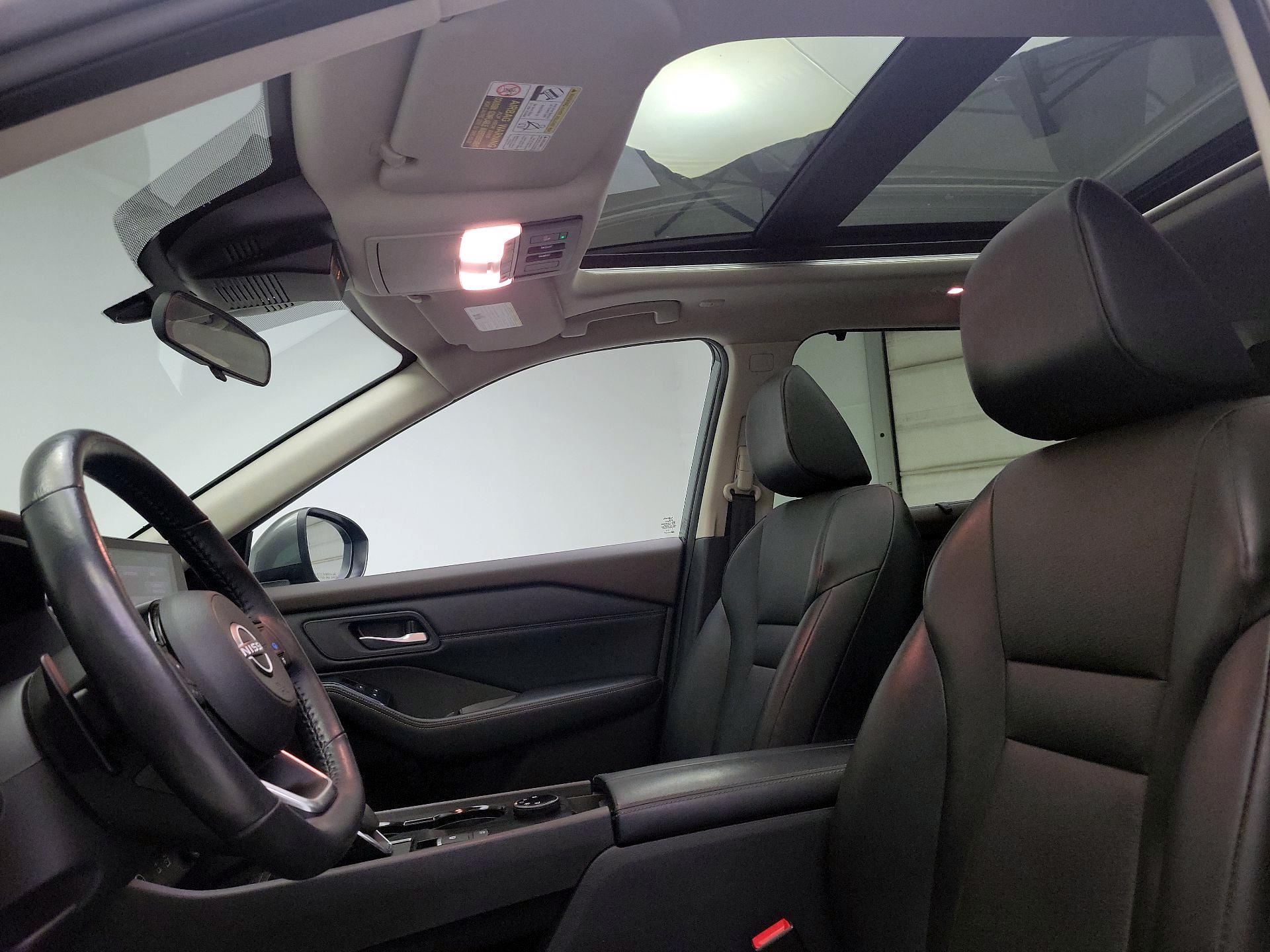 Thumbnail: 2023 Nissan Rogue - 19