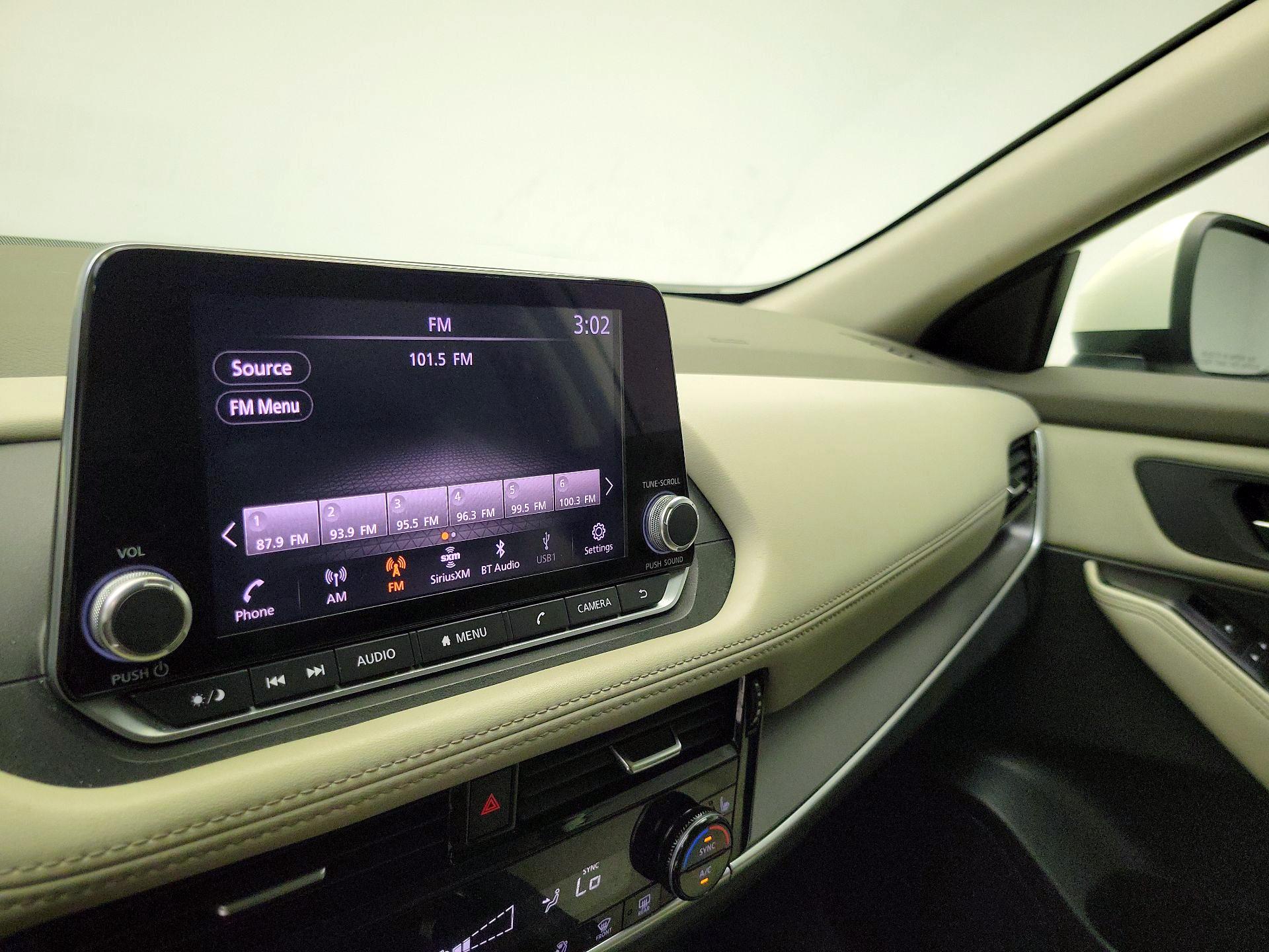 Thumbnail: 2022 Nissan Rogue - 15