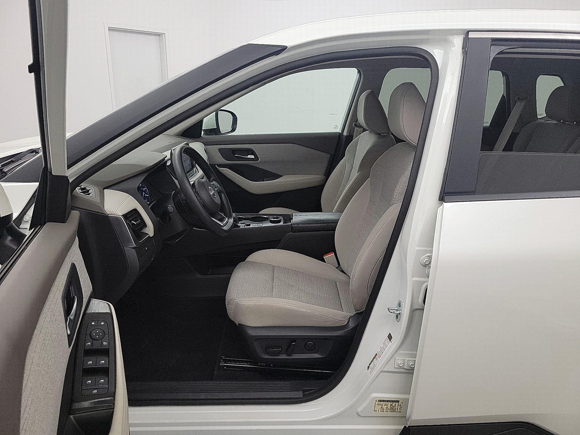 Thumbnail: 2023 Nissan Rogue - 11