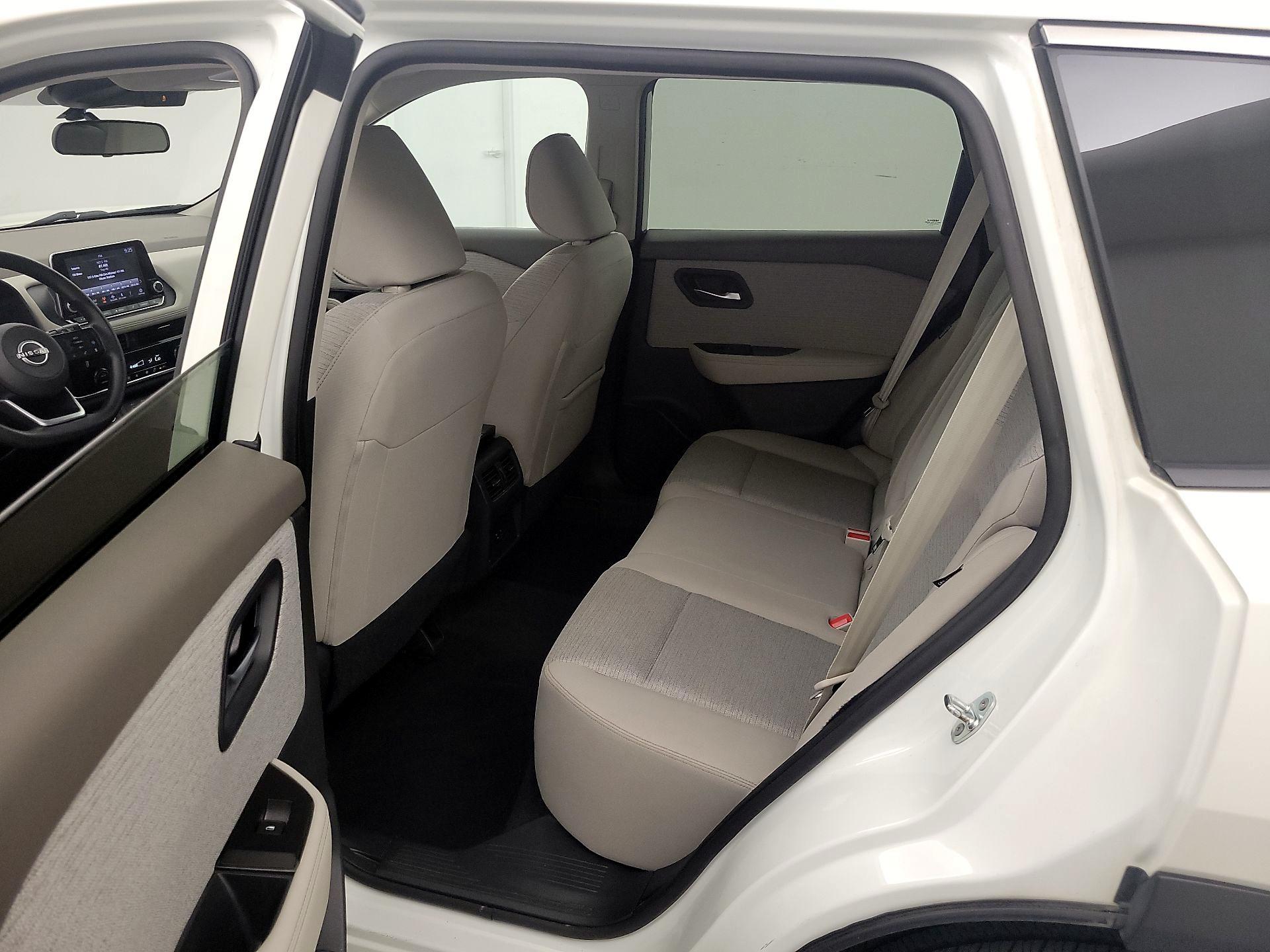 Thumbnail: 2023 Nissan Rogue - 19