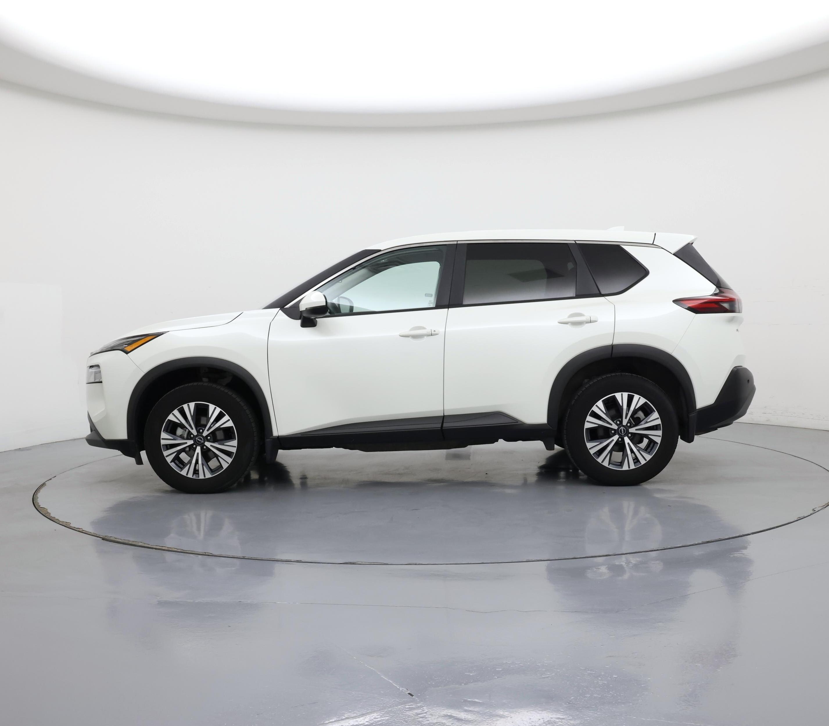 Thumbnail: 2023 Nissan Rogue - 3