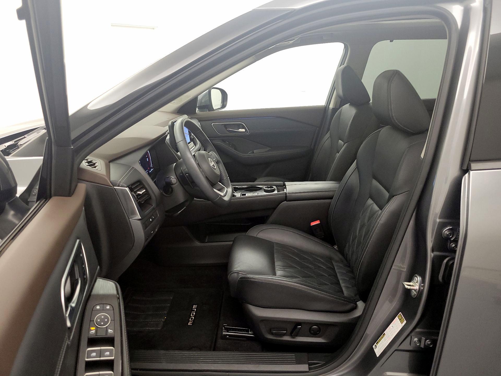 Thumbnail: 2023 Nissan Rogue - 11