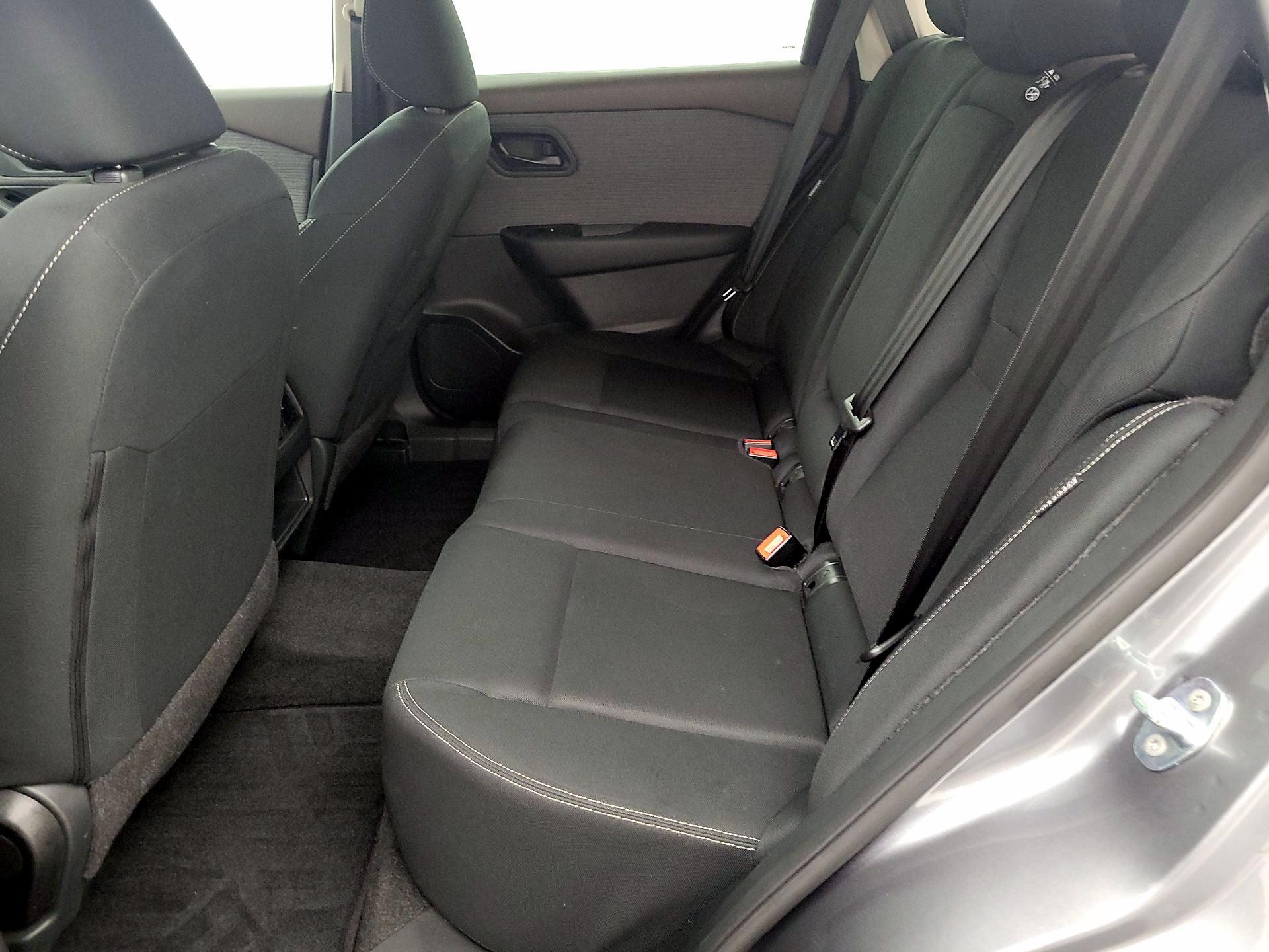 Thumbnail: 2023 Nissan Rogue - 19