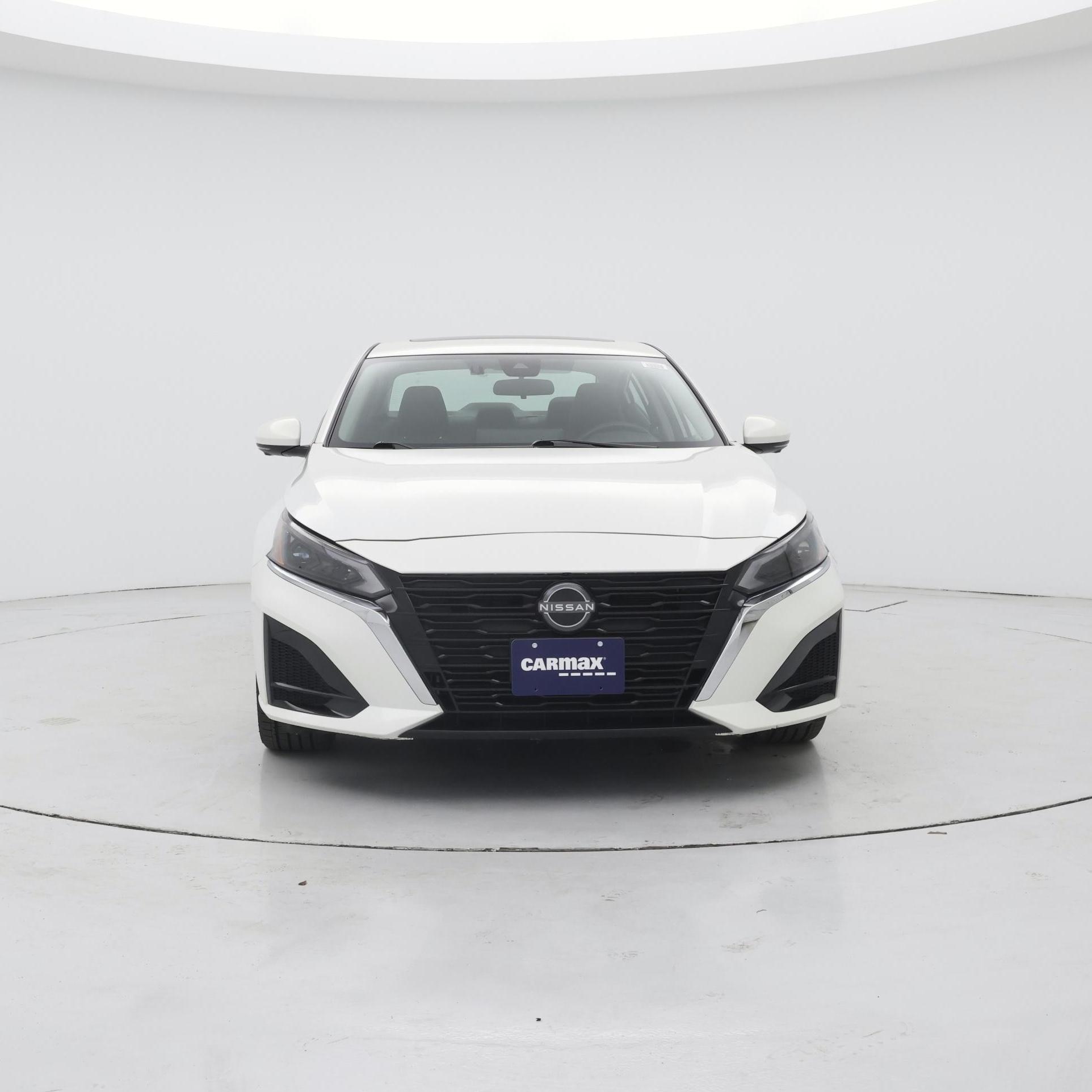 Thumbnail: 2023 Nissan Altima - 5