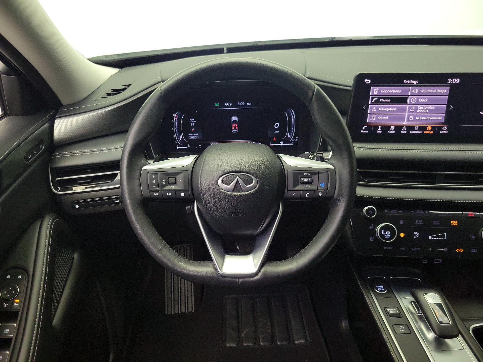 Thumbnail: 2023 INFINITI QX60 - 10