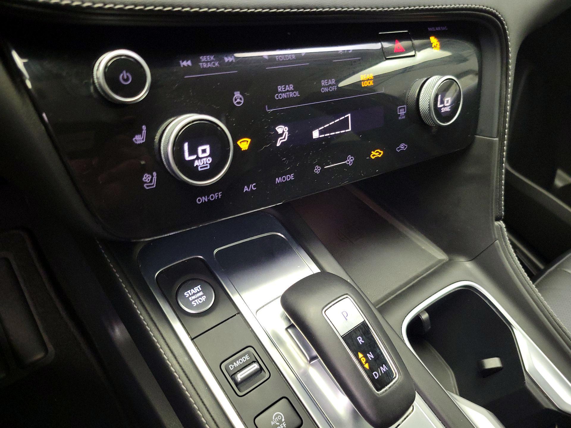 Thumbnail: 2023 INFINITI QX60 - 17