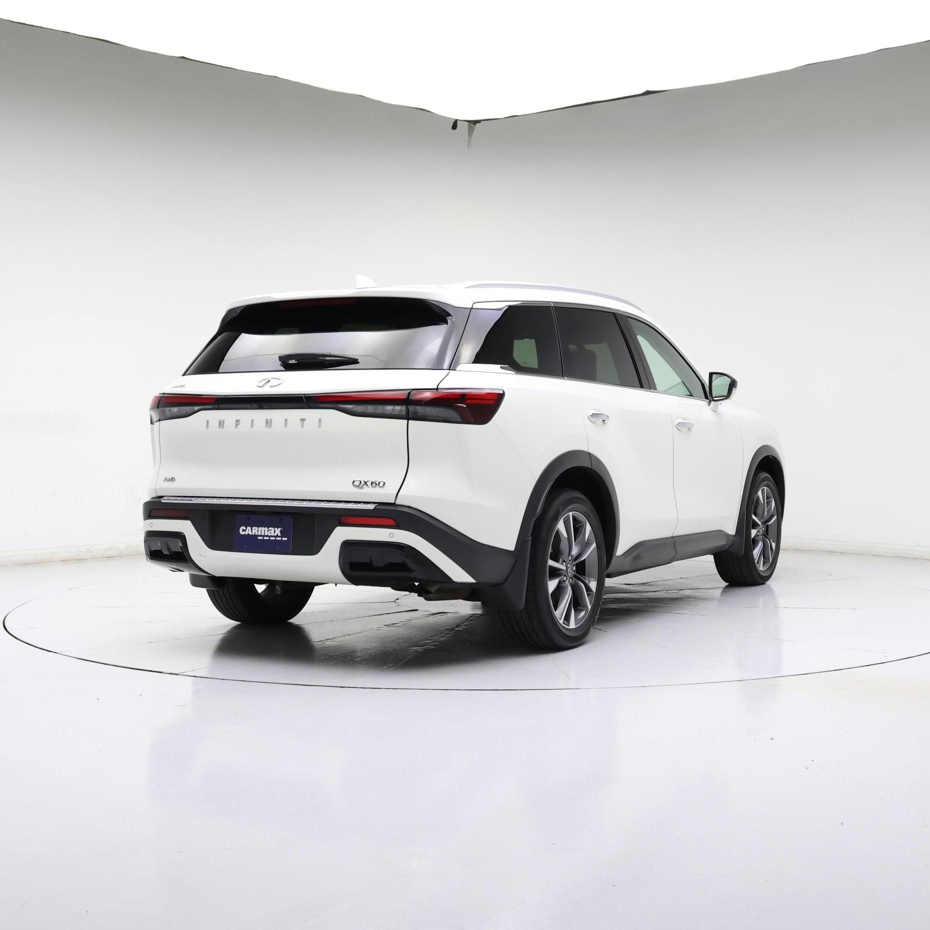 Thumbnail: 2023 INFINITI QX60 - 4