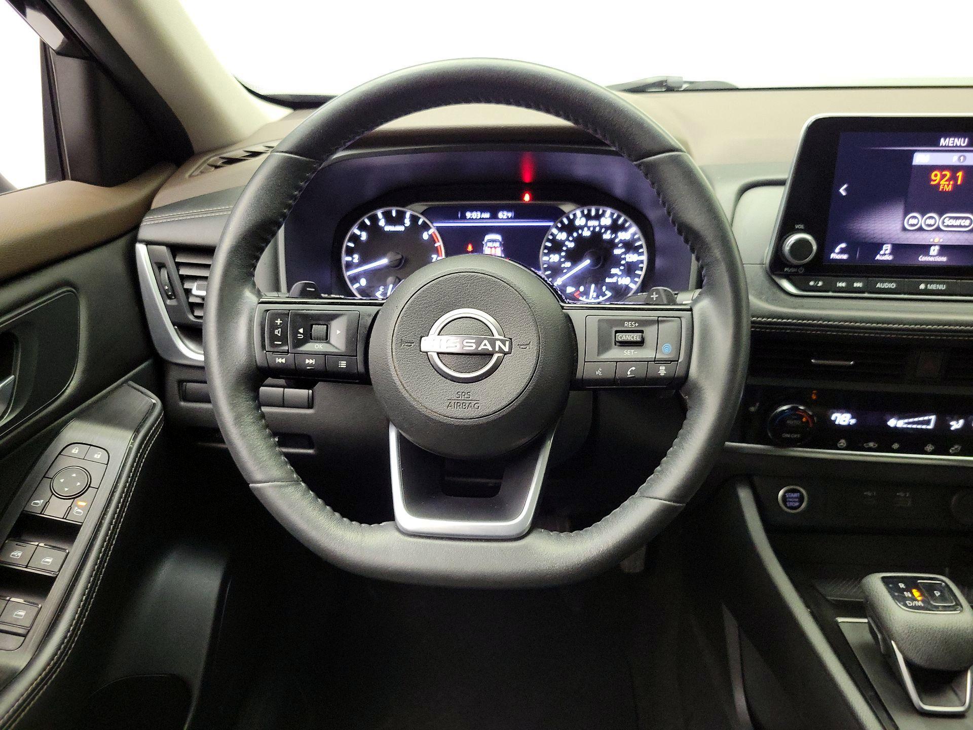 Thumbnail: 2023 Nissan Rogue - 10