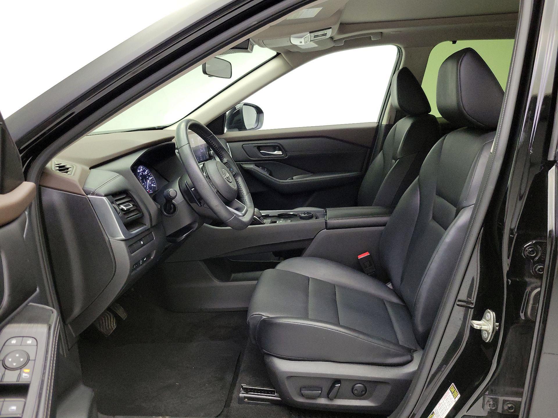 Thumbnail: 2023 Nissan Rogue - 11