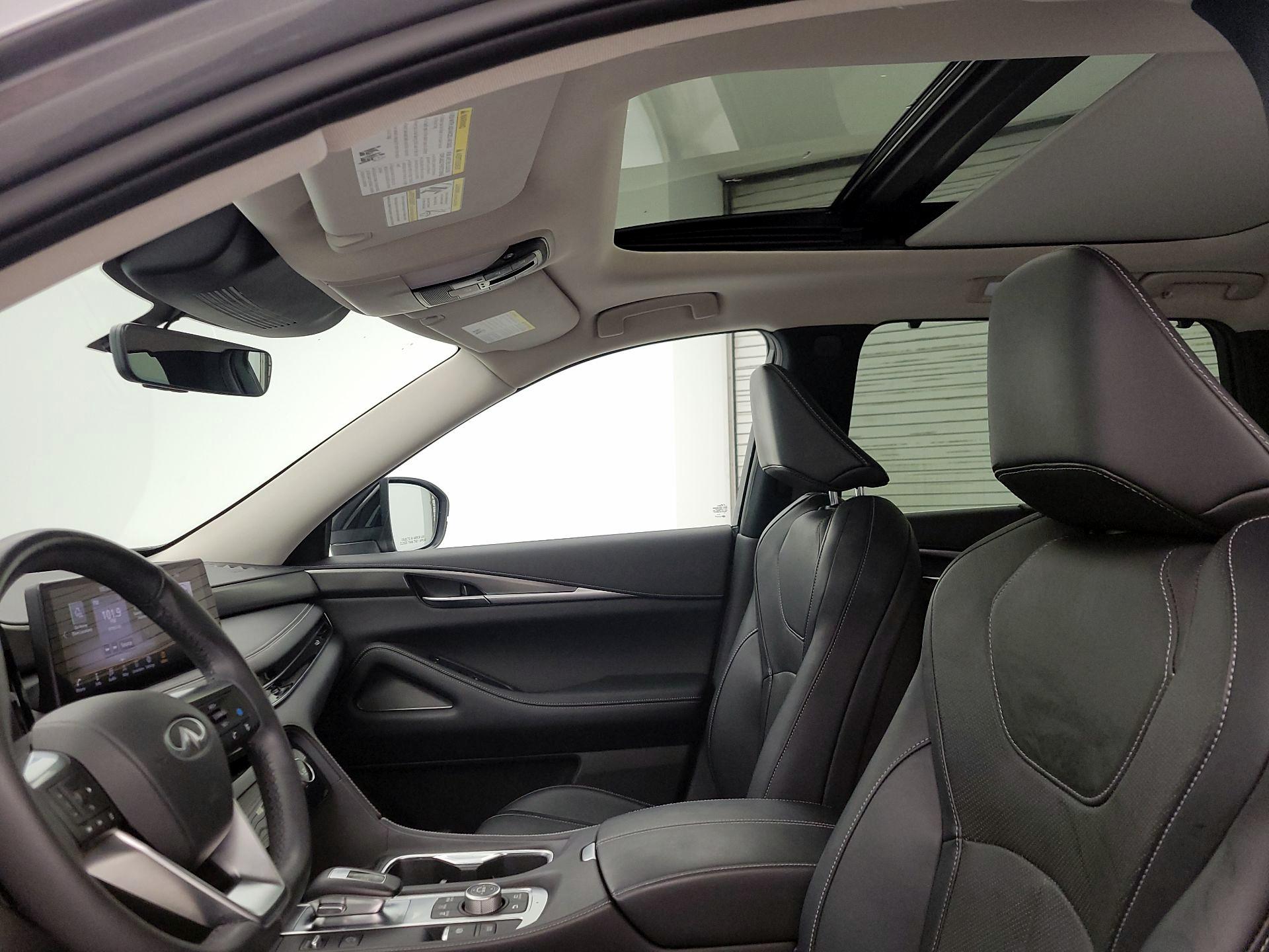 Thumbnail: 2023 INFINITI QX60 - 20