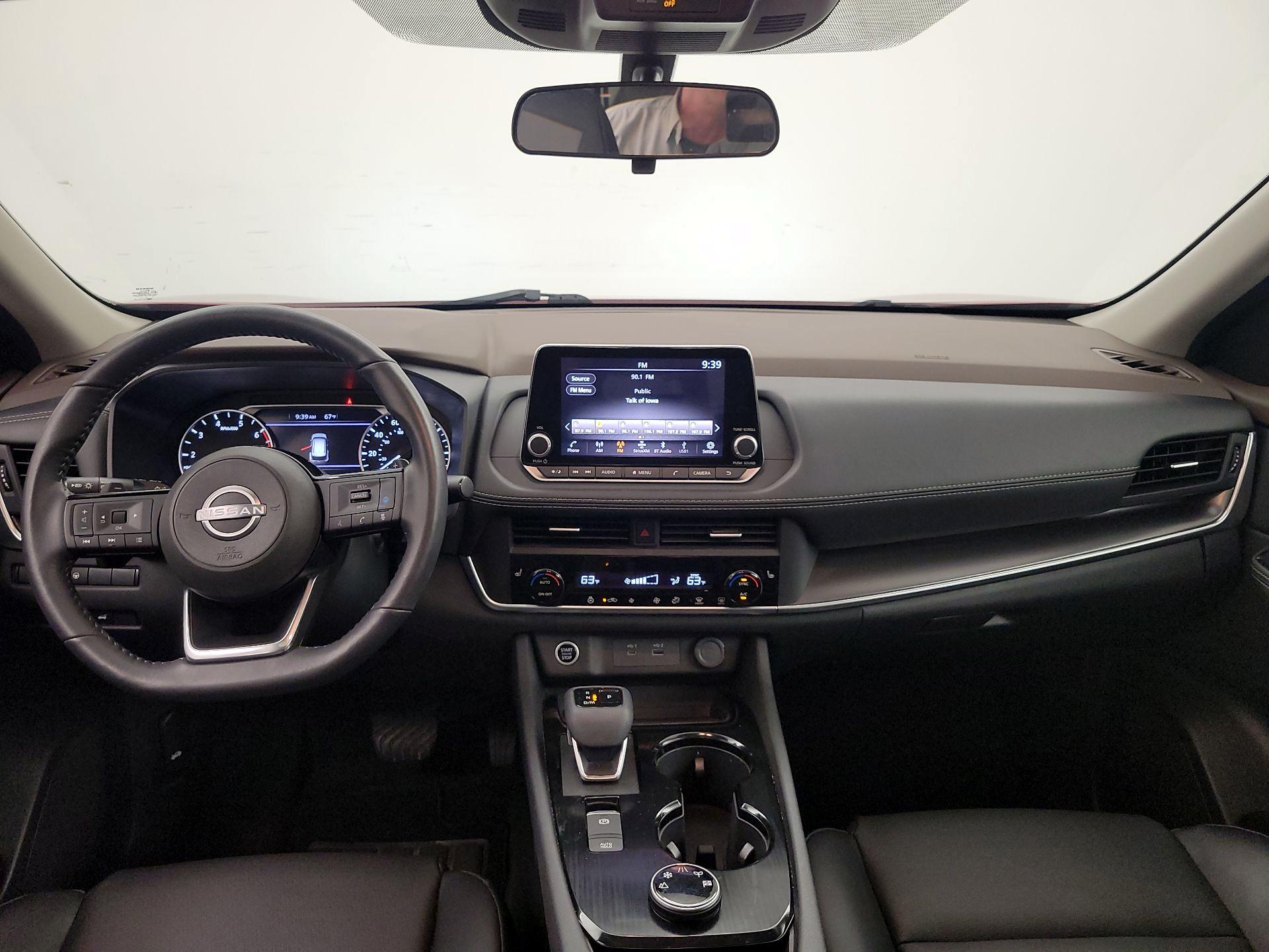 Thumbnail: 2023 Nissan Rogue - 9