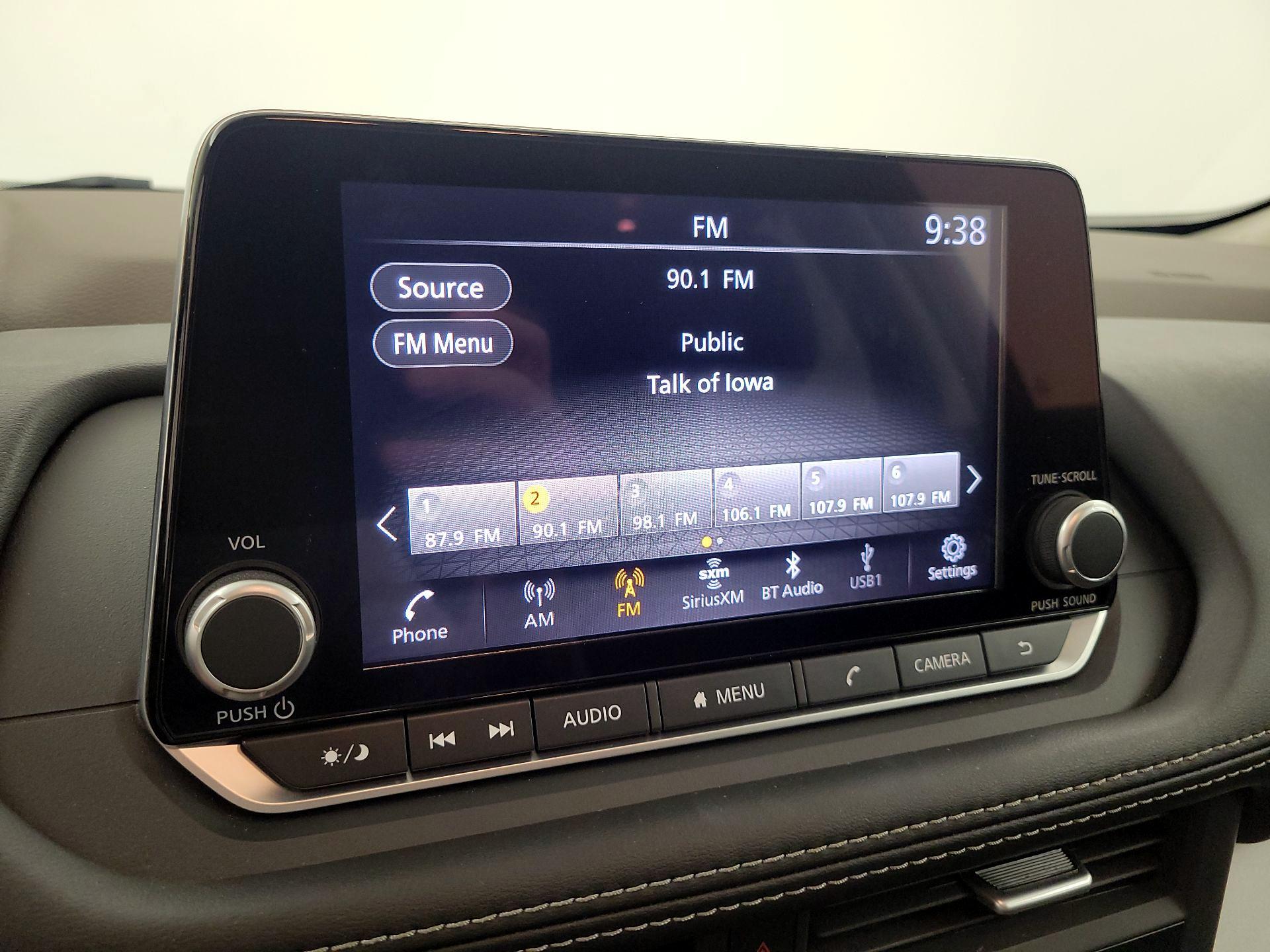 Thumbnail: 2023 Nissan Rogue - 15