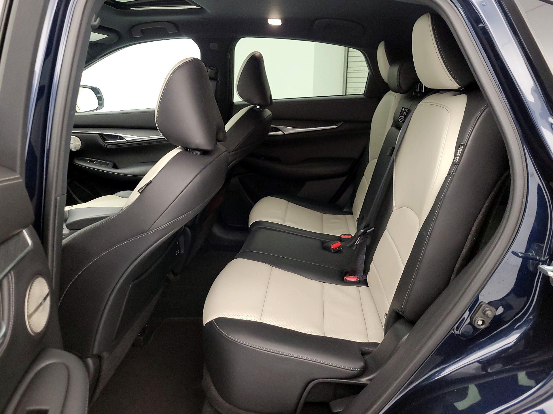 Thumbnail: 2023 INFINITI QX55 - 20