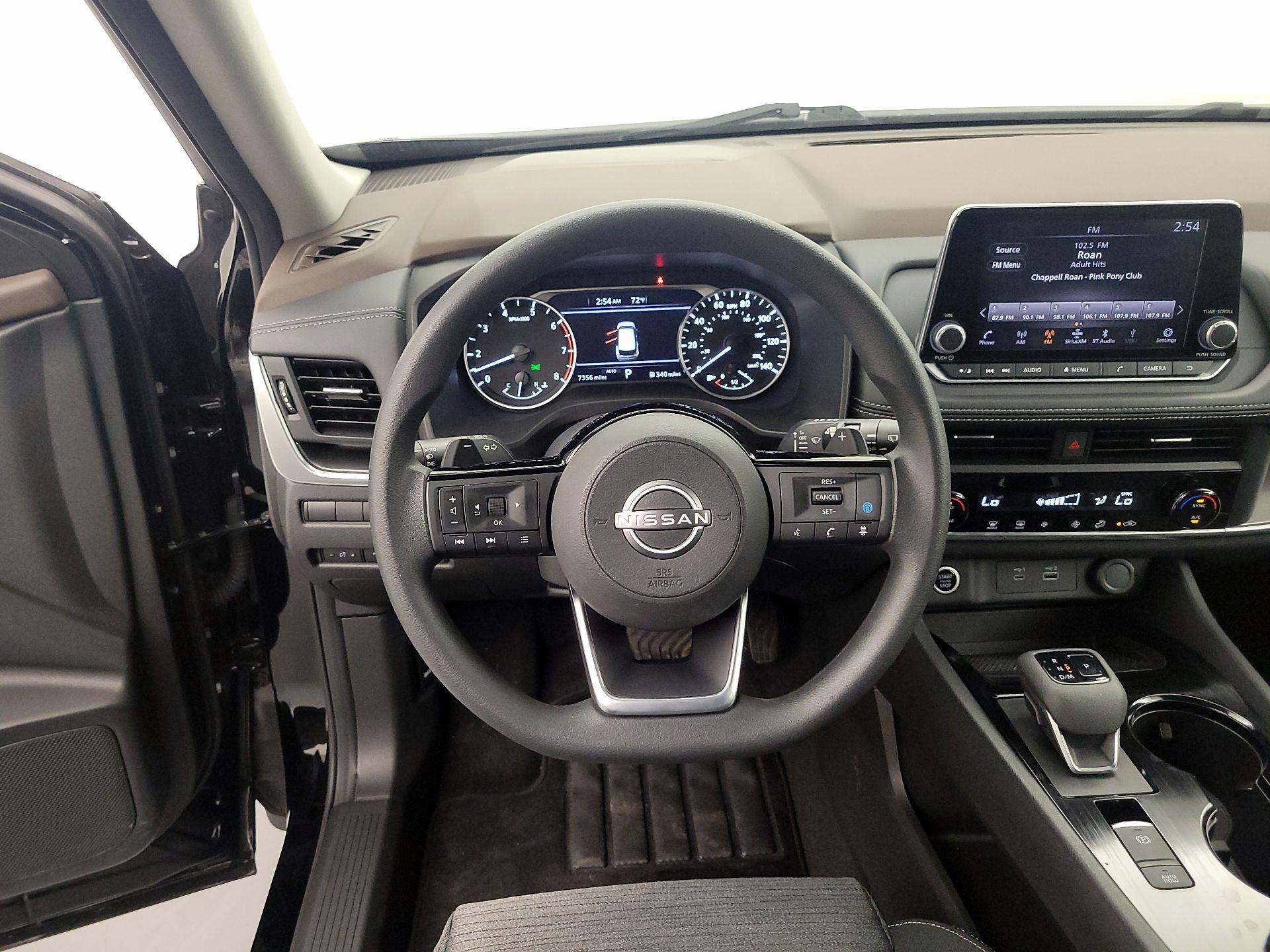 Thumbnail: 2023 Nissan Rogue - 10