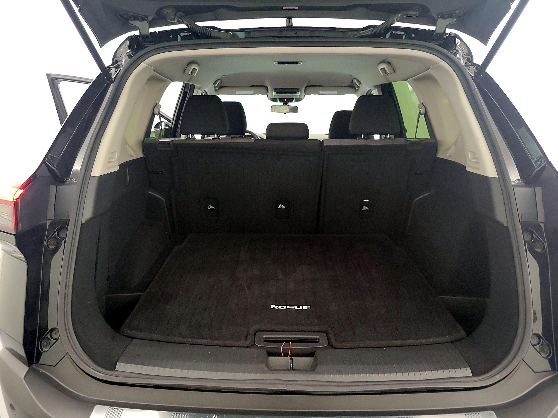 Thumbnail: 2023 Nissan Rogue - 20