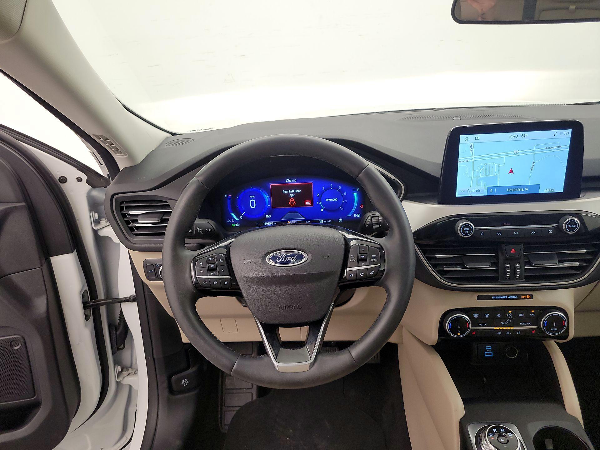 Thumbnail: 2022 Ford Escape - 10