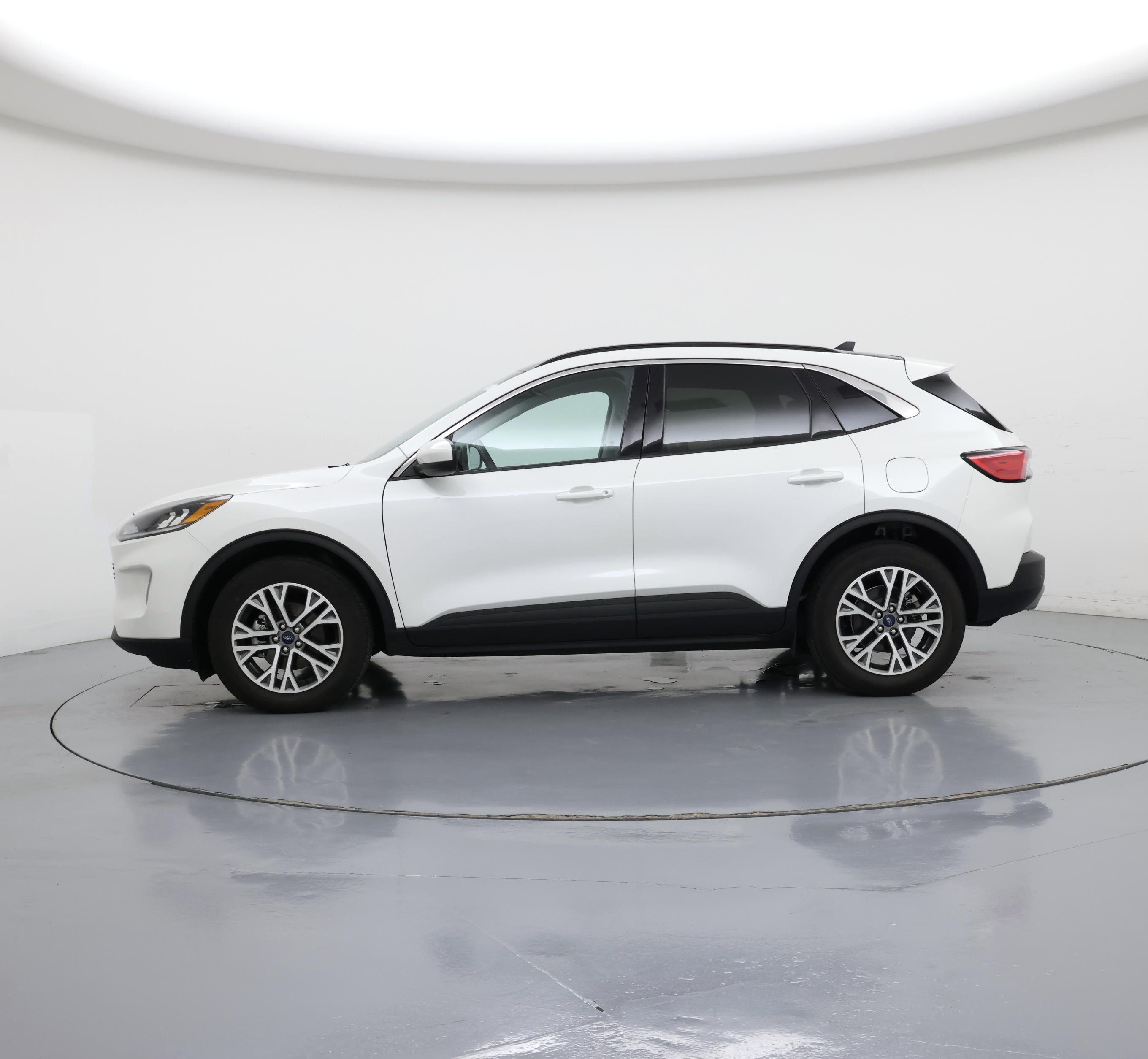 Thumbnail: 2022 Ford Escape - 3