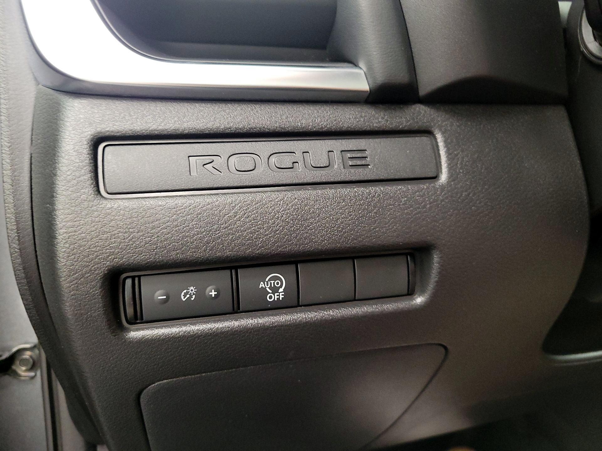 Thumbnail: 2023 Nissan Rogue - 13