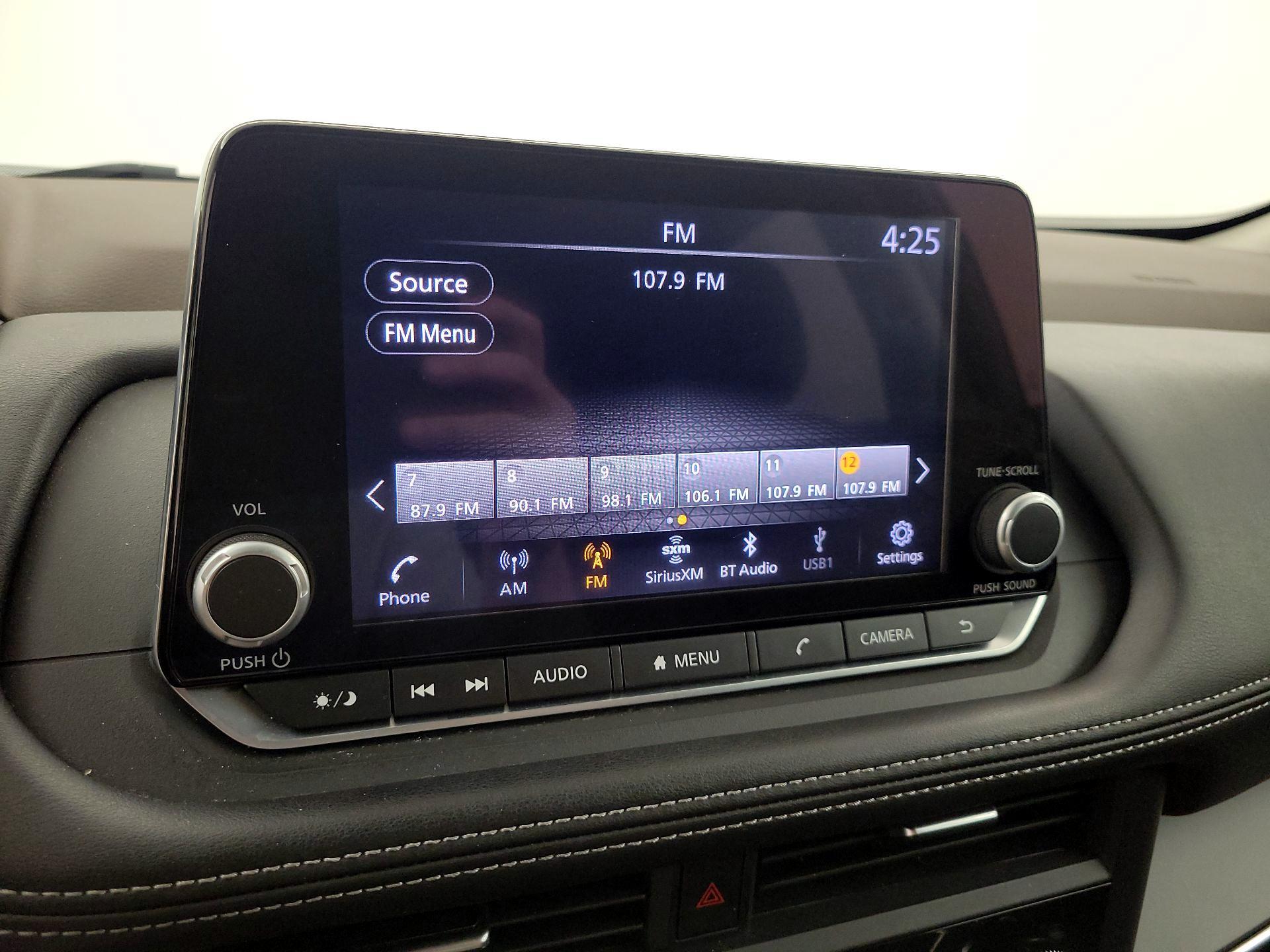 Thumbnail: 2023 Nissan Rogue - 15