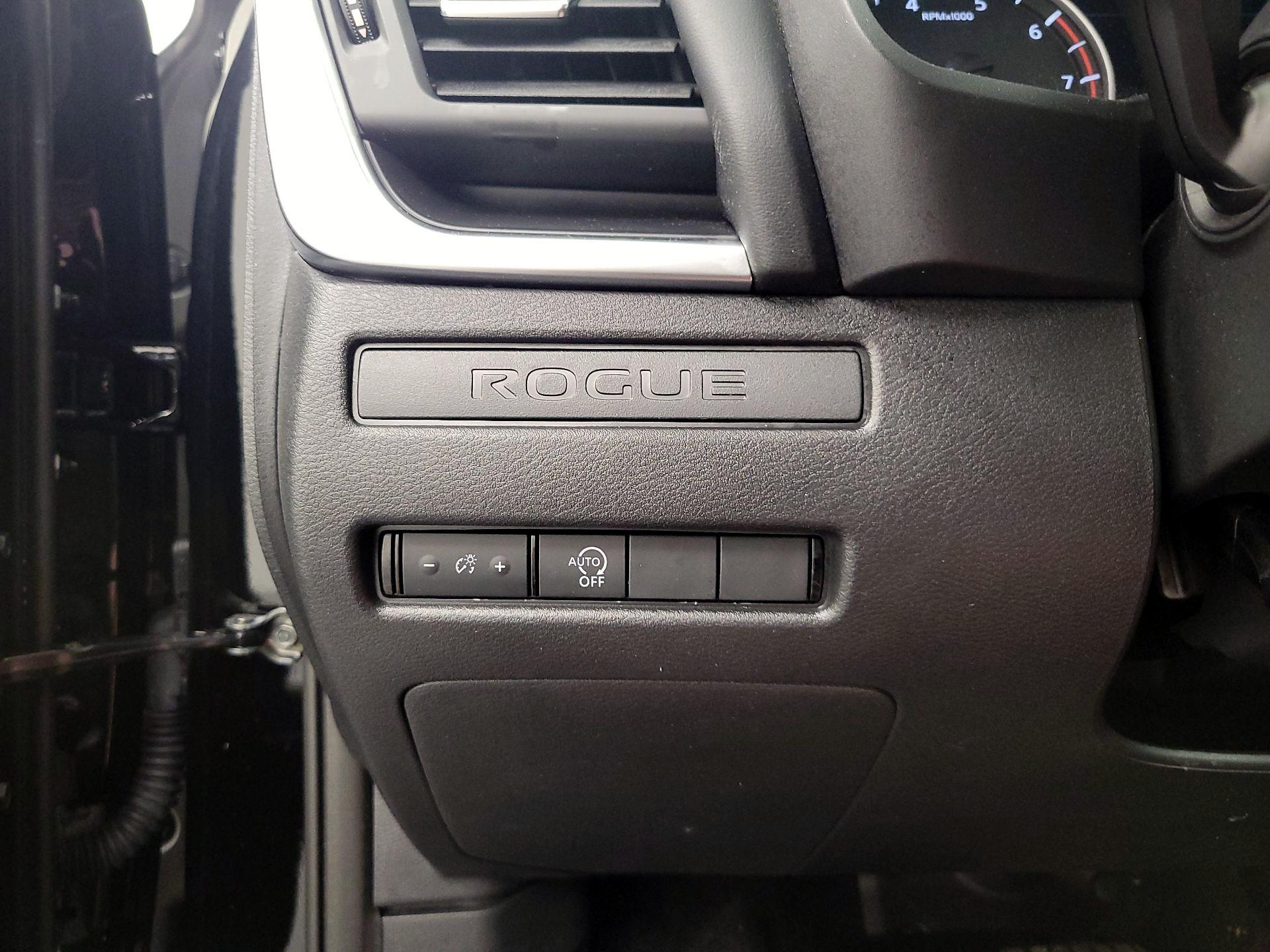 Thumbnail: 2023 Nissan Rogue - 13