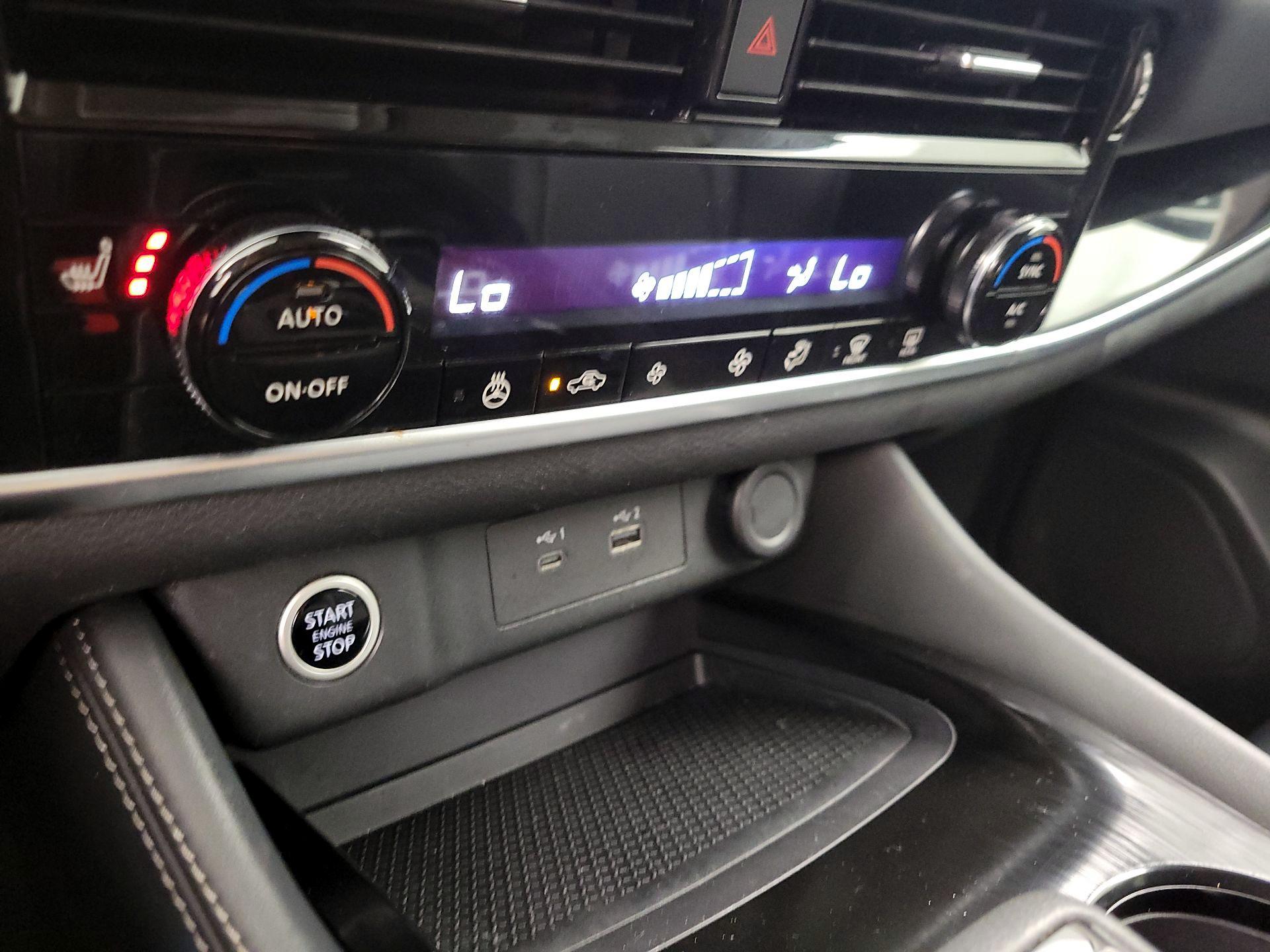 Thumbnail: 2023 Nissan Rogue - 16