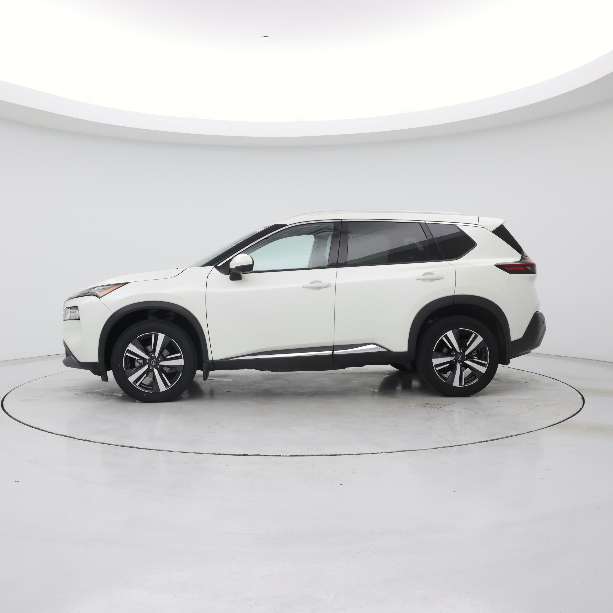 Thumbnail: 2023 Nissan Rogue - 3