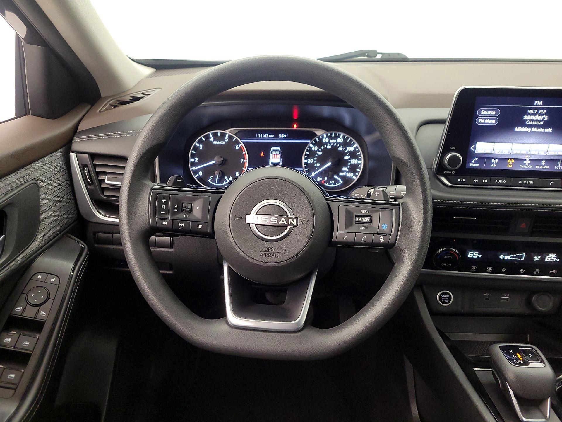 Thumbnail: 2023 Nissan Rogue - 10