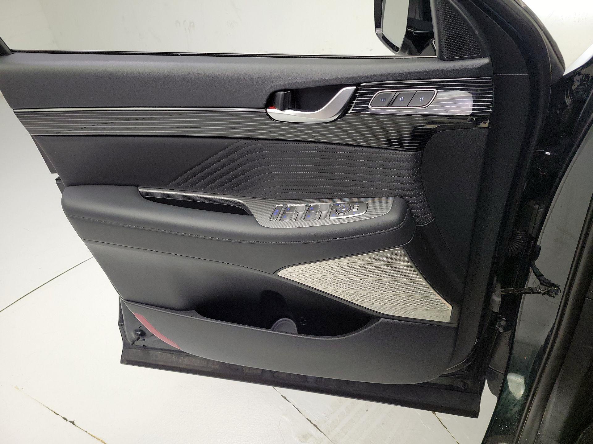 Thumbnail: 2023 Hyundai Palisade - 12