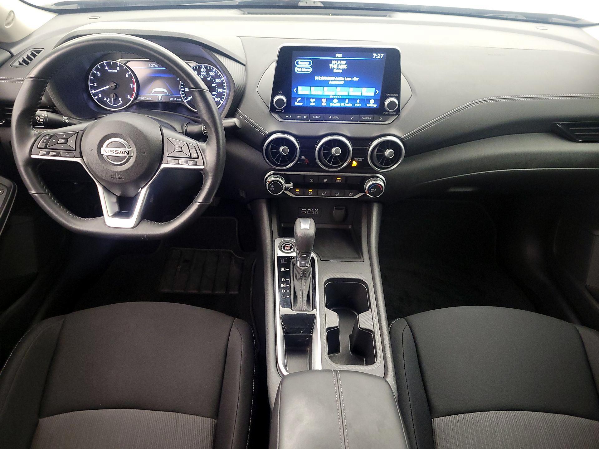 Thumbnail: 2023 Nissan Sentra - 9