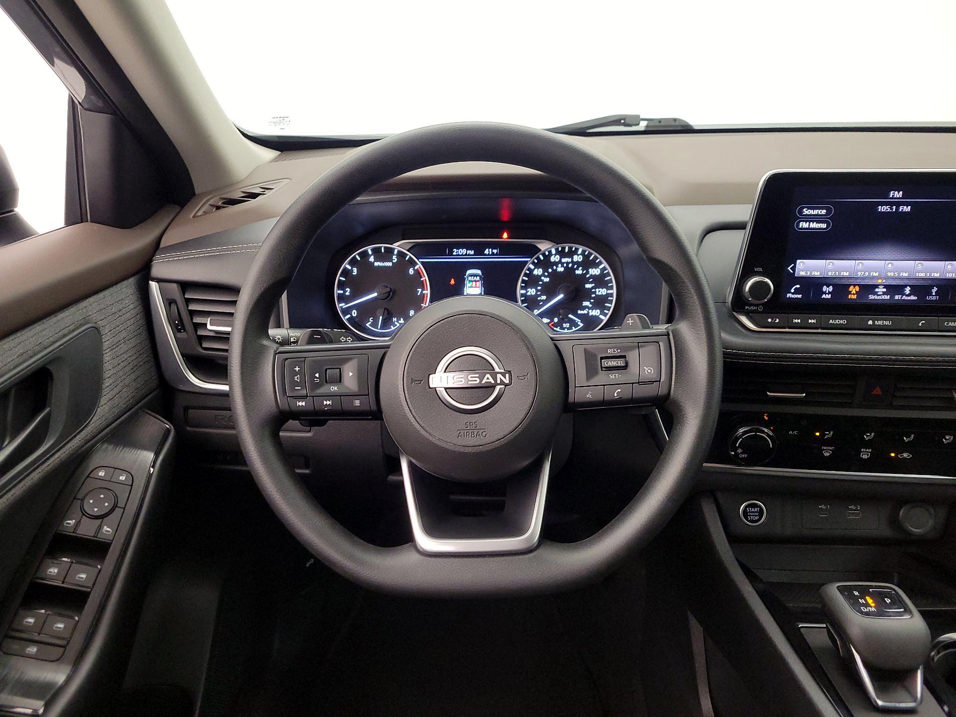 Thumbnail: 2023 Nissan Rogue - 10