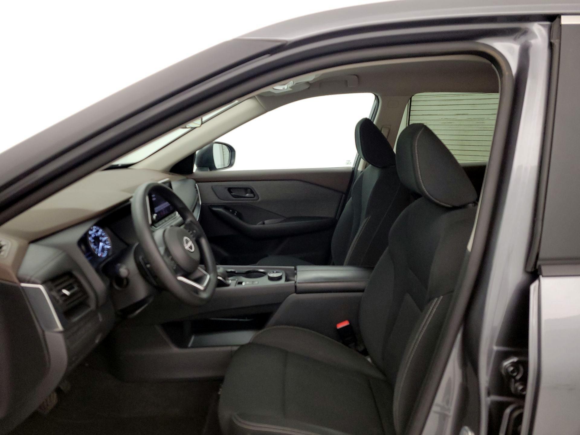 Thumbnail: 2023 Nissan Rogue - 11