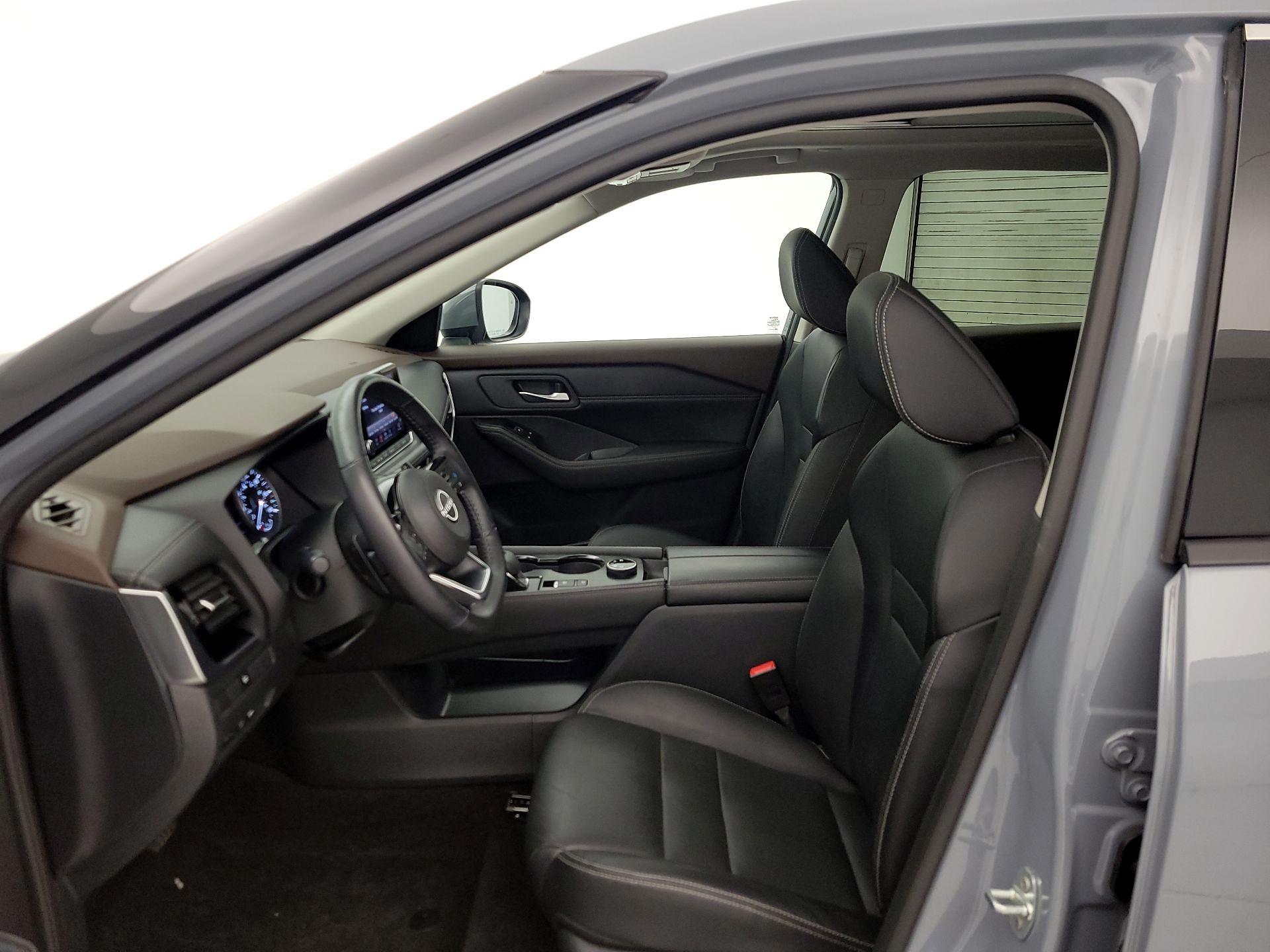 Thumbnail: 2023 Nissan Rogue - 11