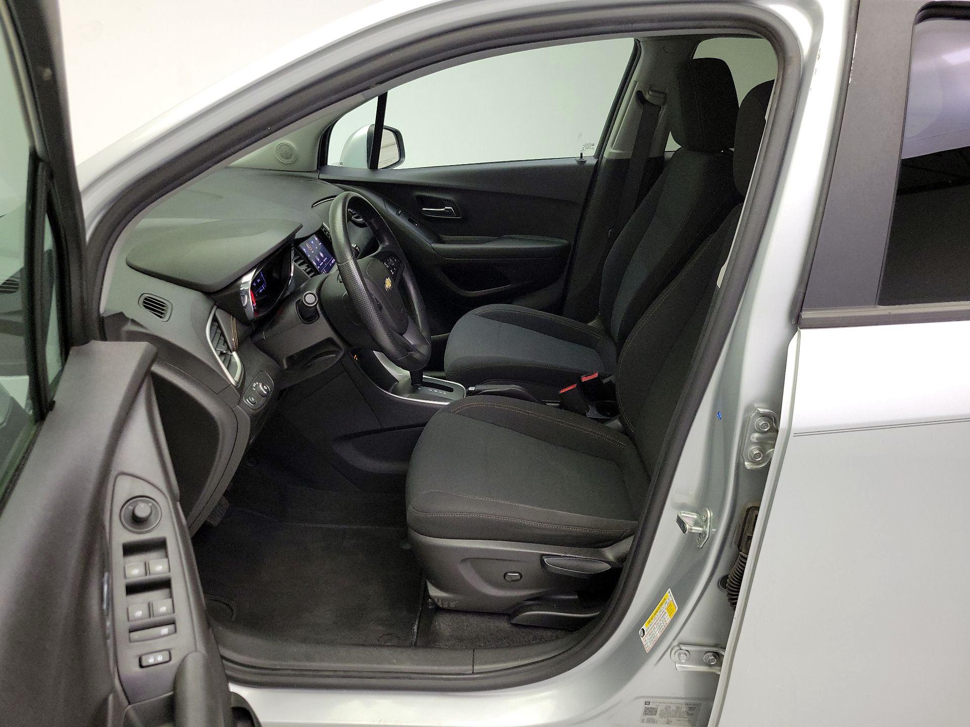 Thumbnail: 2020 Chevrolet Trax - 11