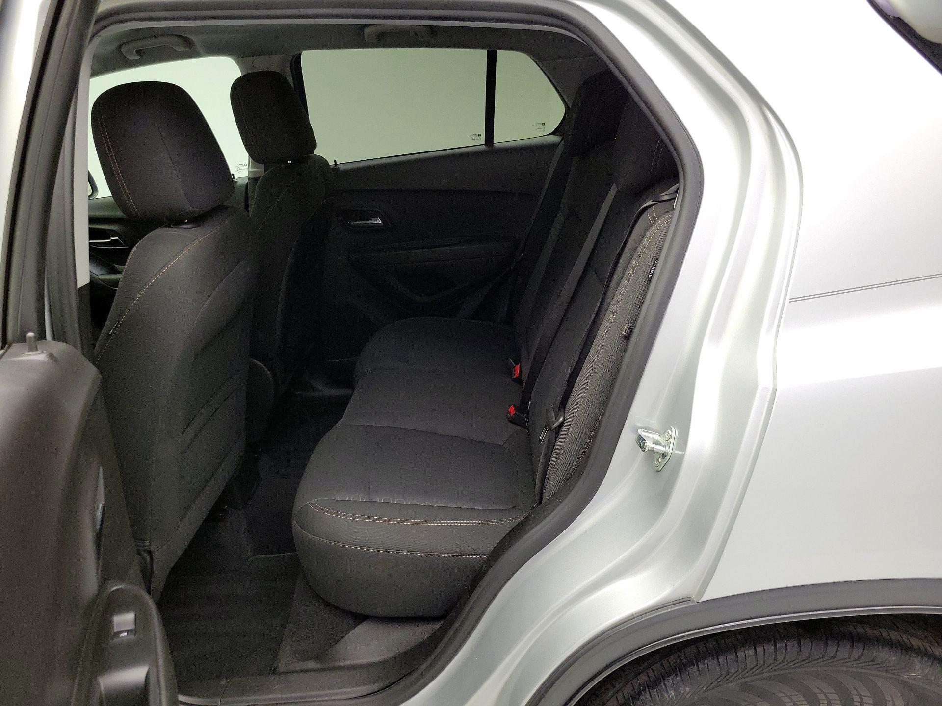 Thumbnail: 2020 Chevrolet Trax - 19