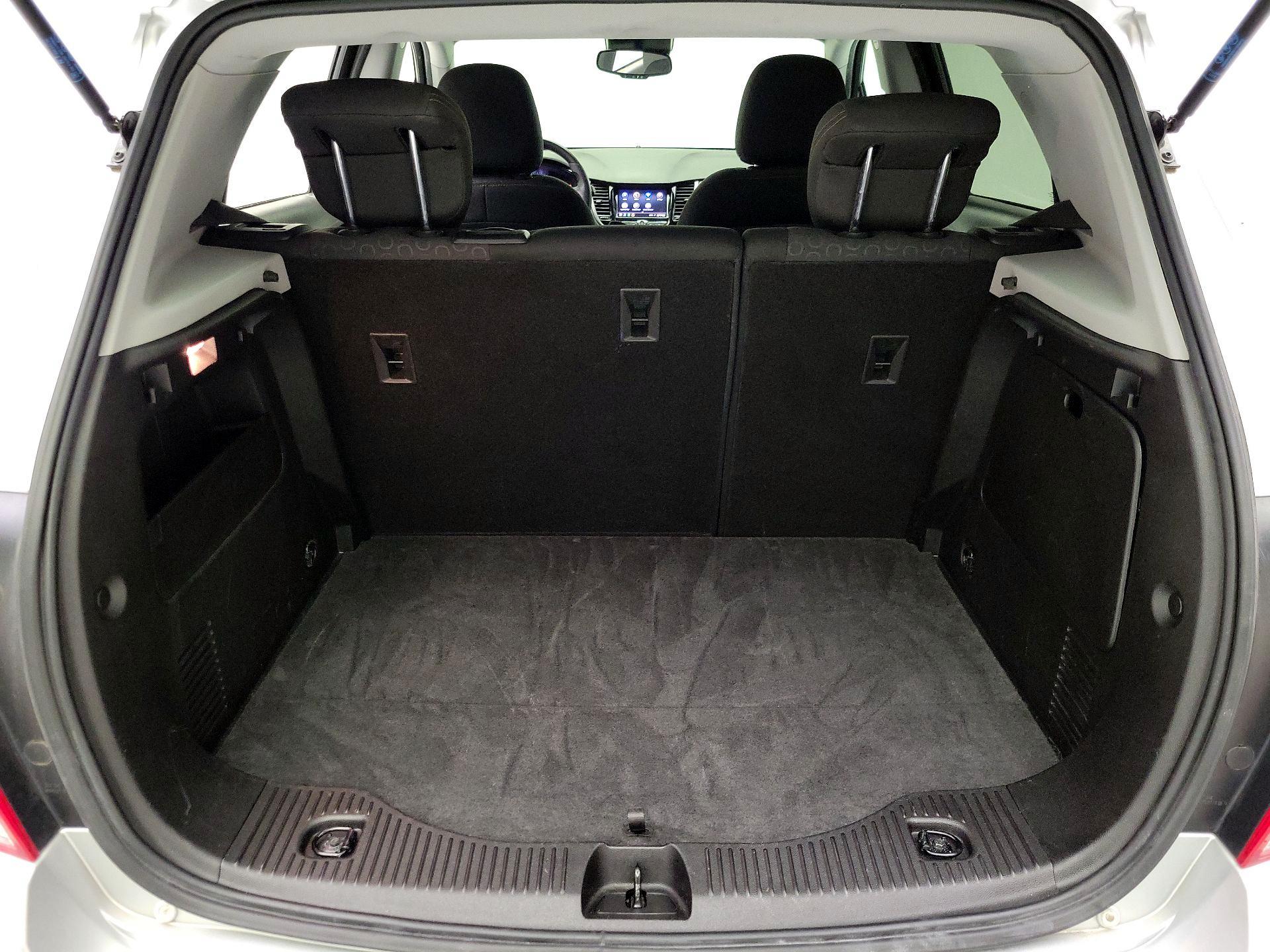 Thumbnail: 2020 Chevrolet Trax - 20