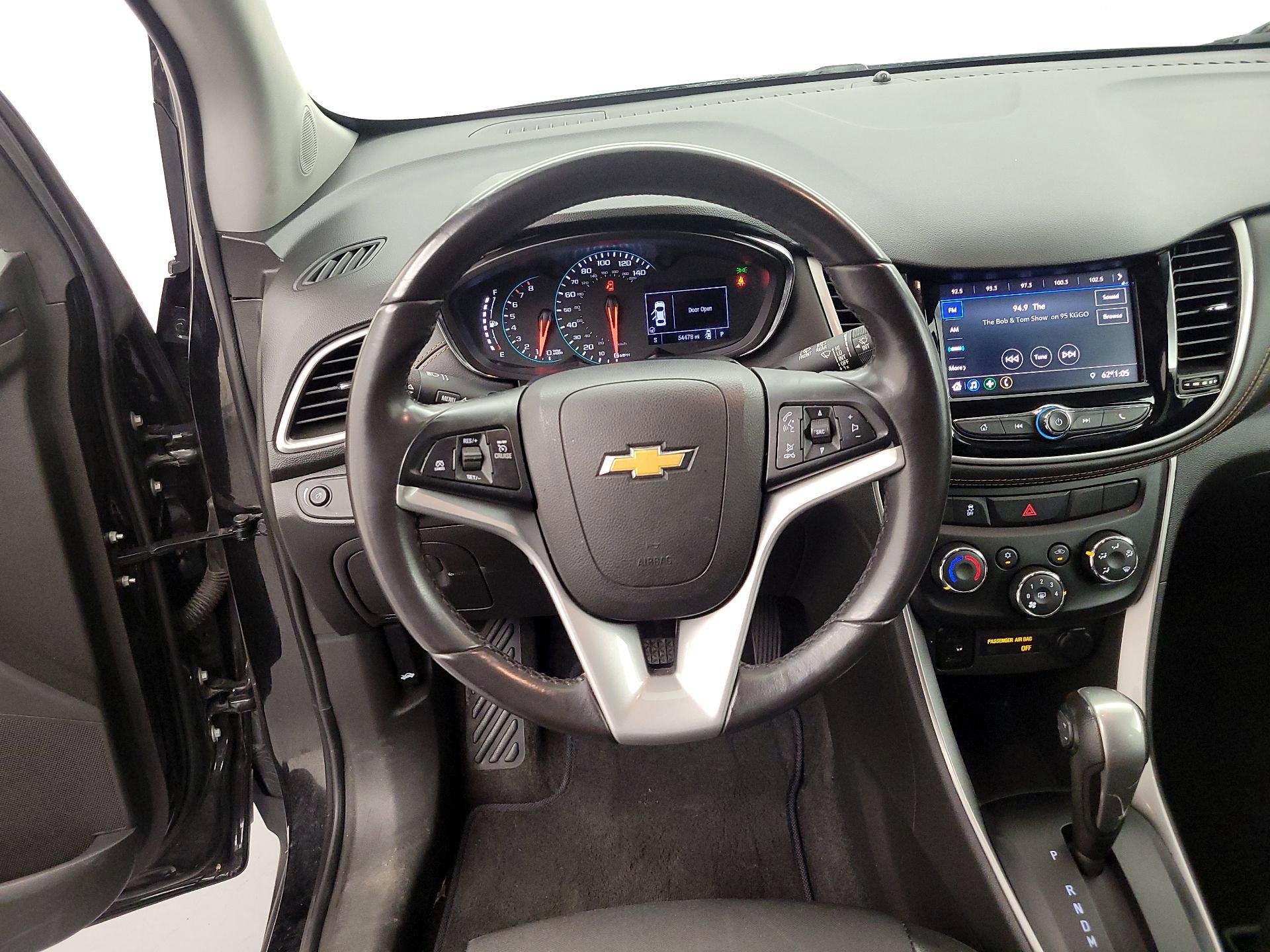 Thumbnail: 2020 Chevrolet Trax - 10