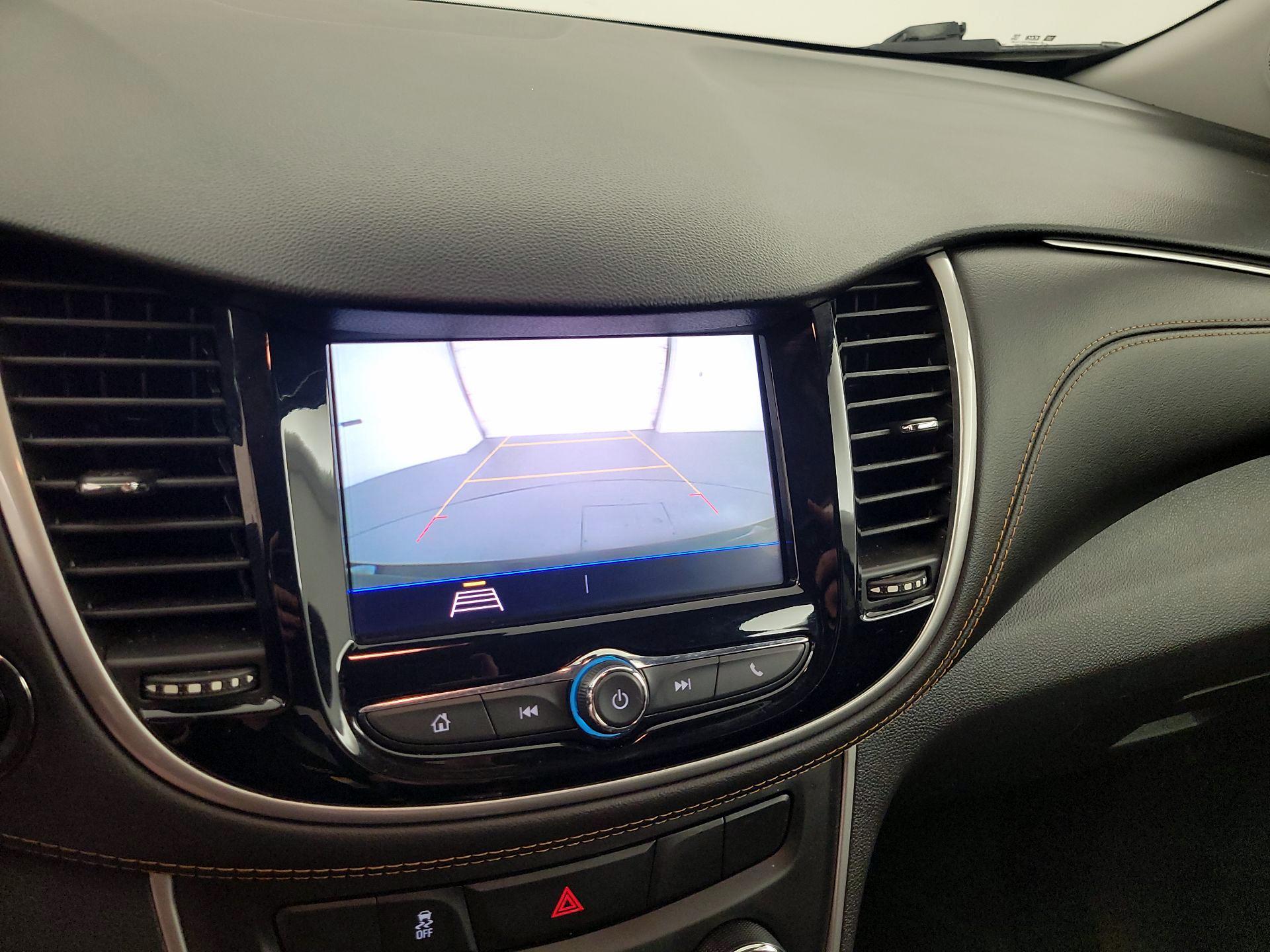 Thumbnail: 2020 Chevrolet Trax - 14