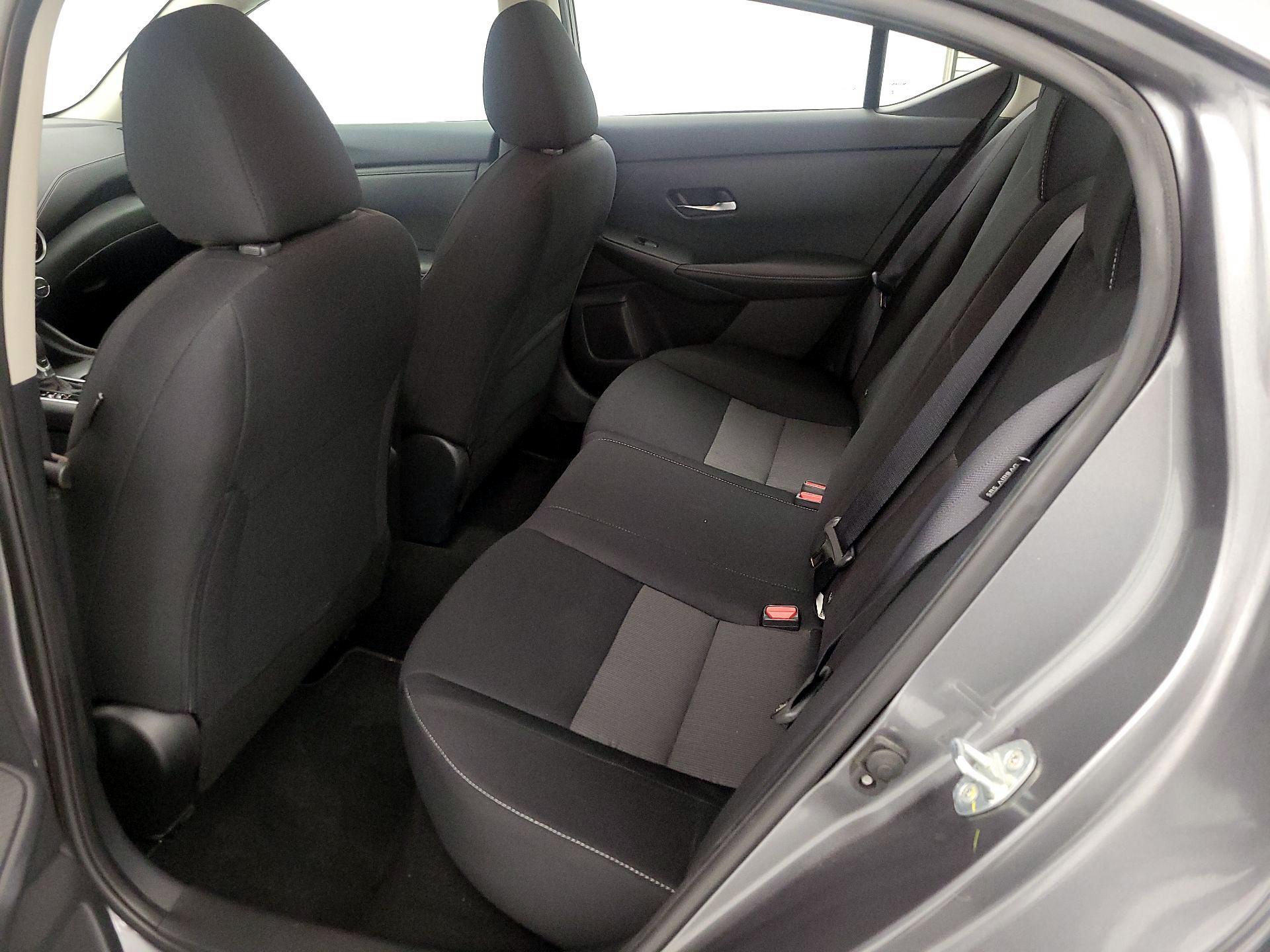 Thumbnail: 2023 Nissan Sentra - 19