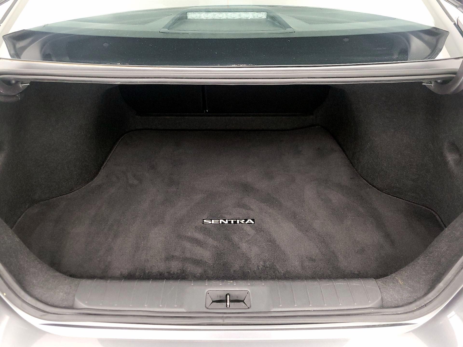 Thumbnail: 2023 Nissan Sentra - 20