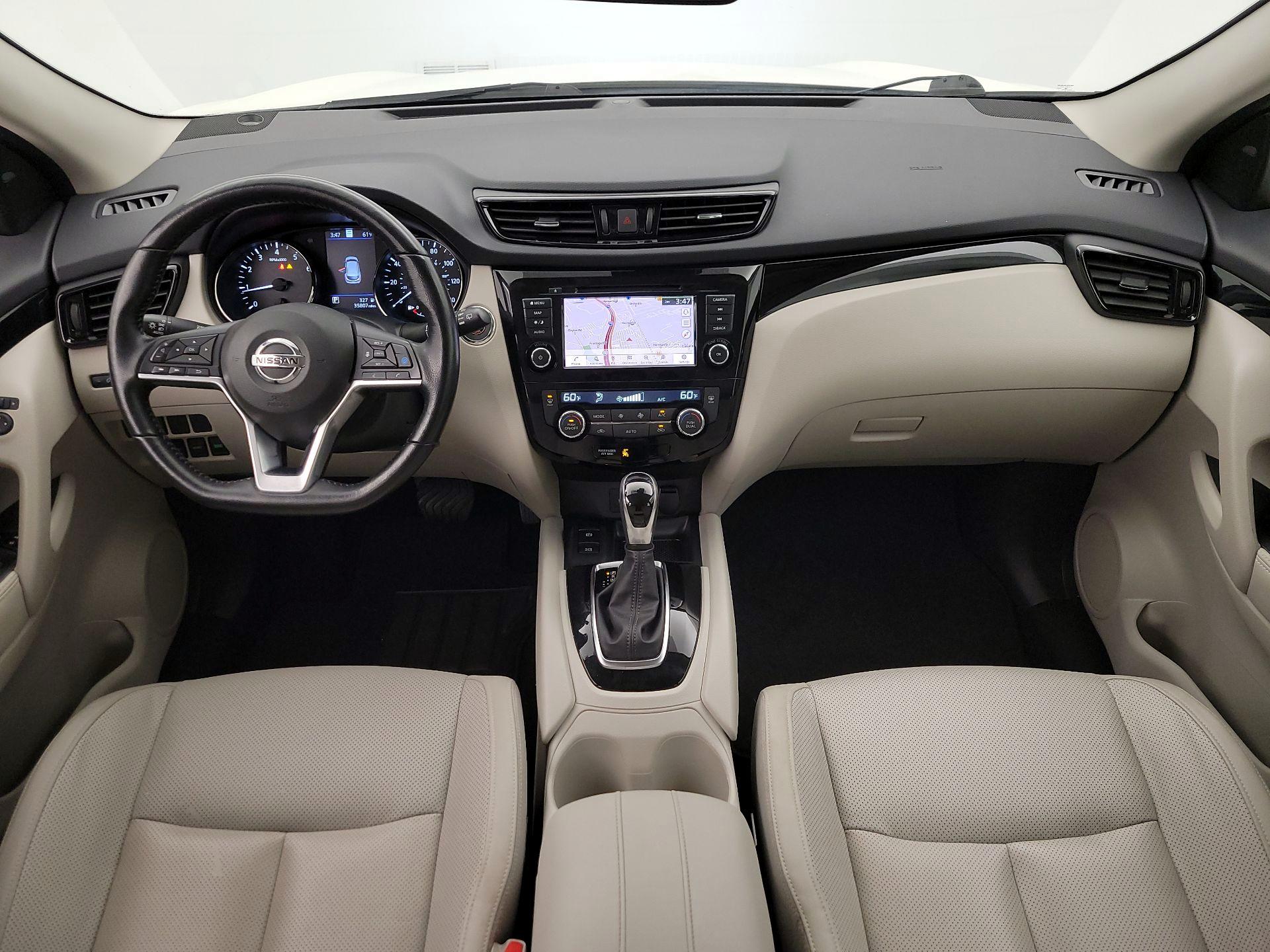 Thumbnail: 2022 Nissan Rogue Sport - 9