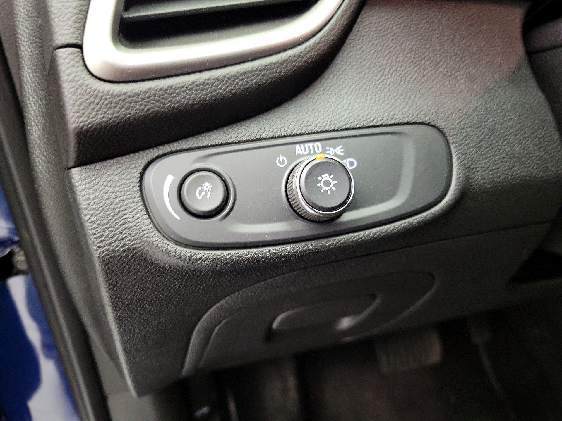 Thumbnail: 2020 Chevrolet Trax - 13