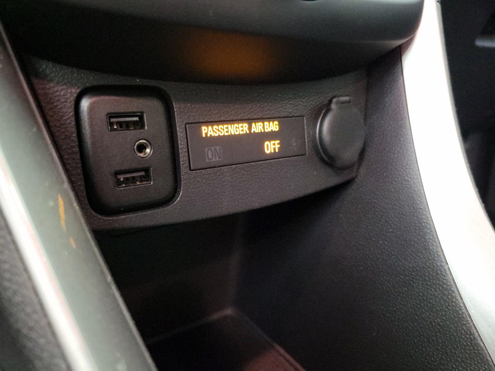 Thumbnail: 2020 Chevrolet Trax - 18