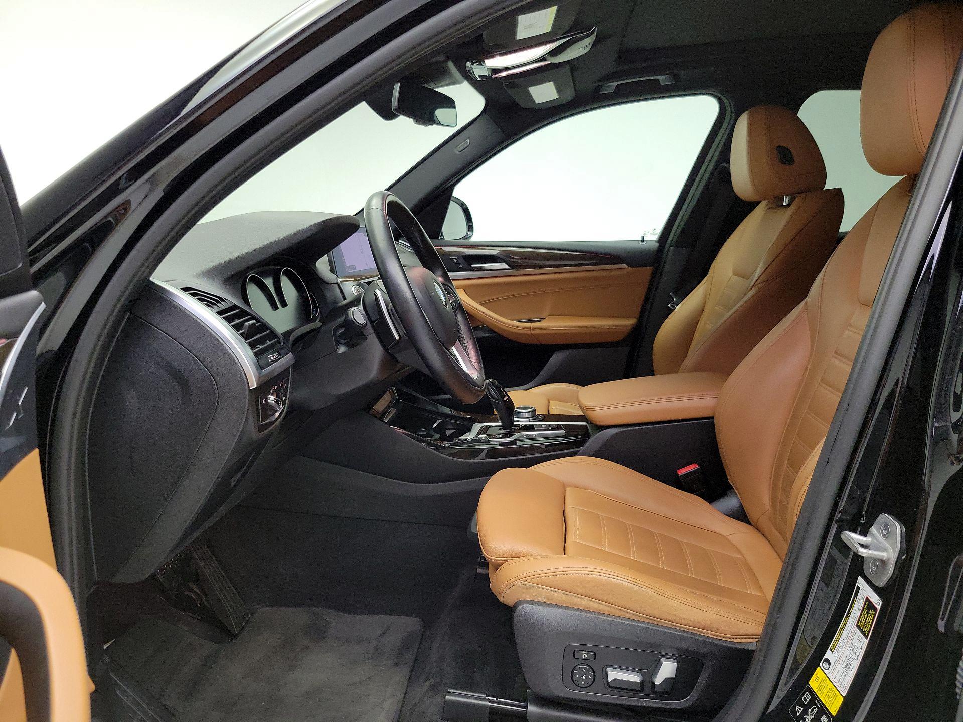 Thumbnail: 2021 BMW X3 - 11