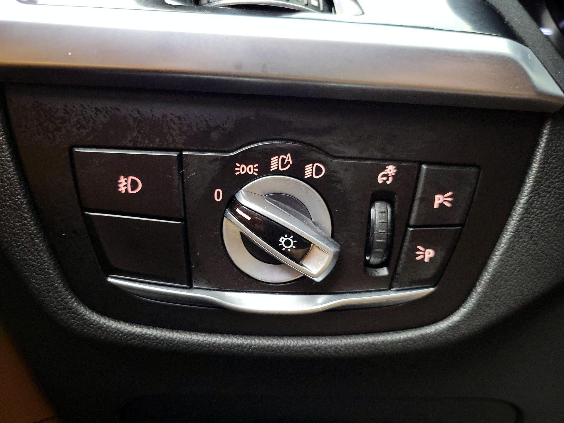 Thumbnail: 2021 BMW X3 - 13