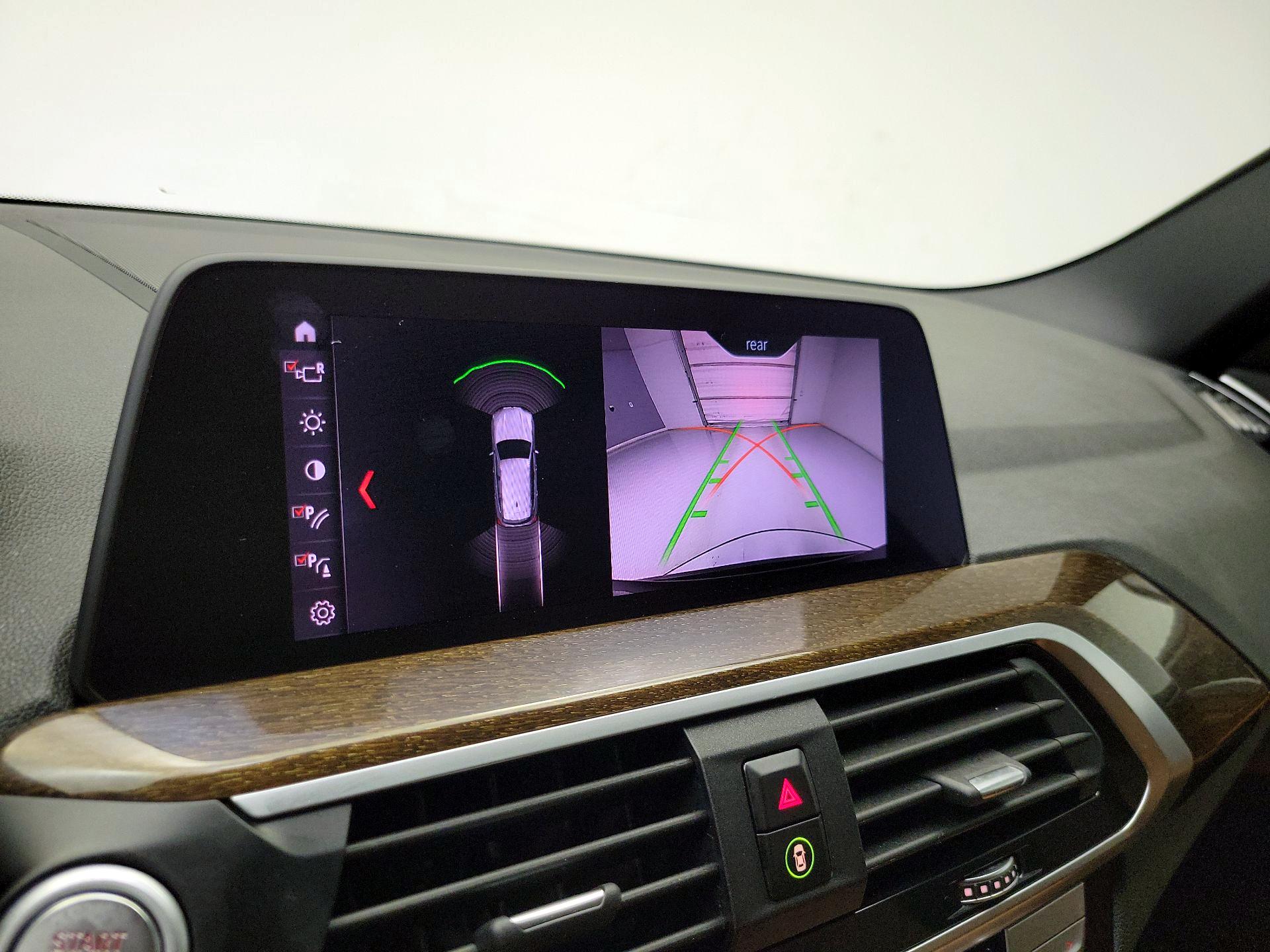 Thumbnail: 2021 BMW X3 - 15