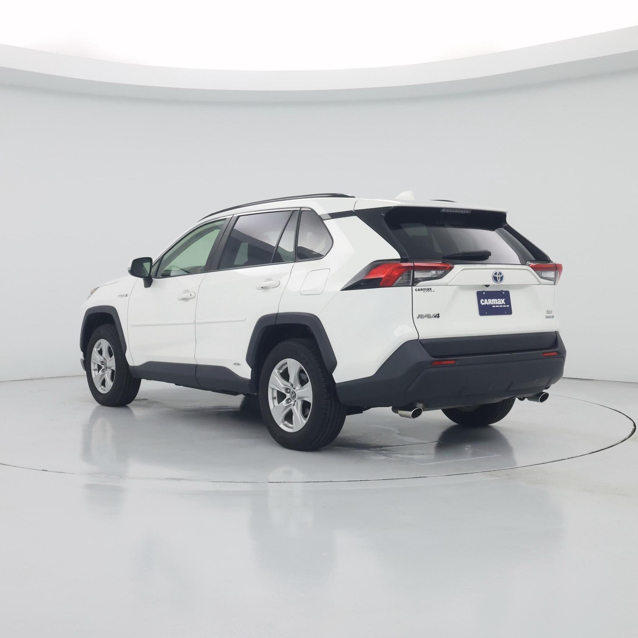 Thumbnail: 2019 Toyota RAV4 - 2