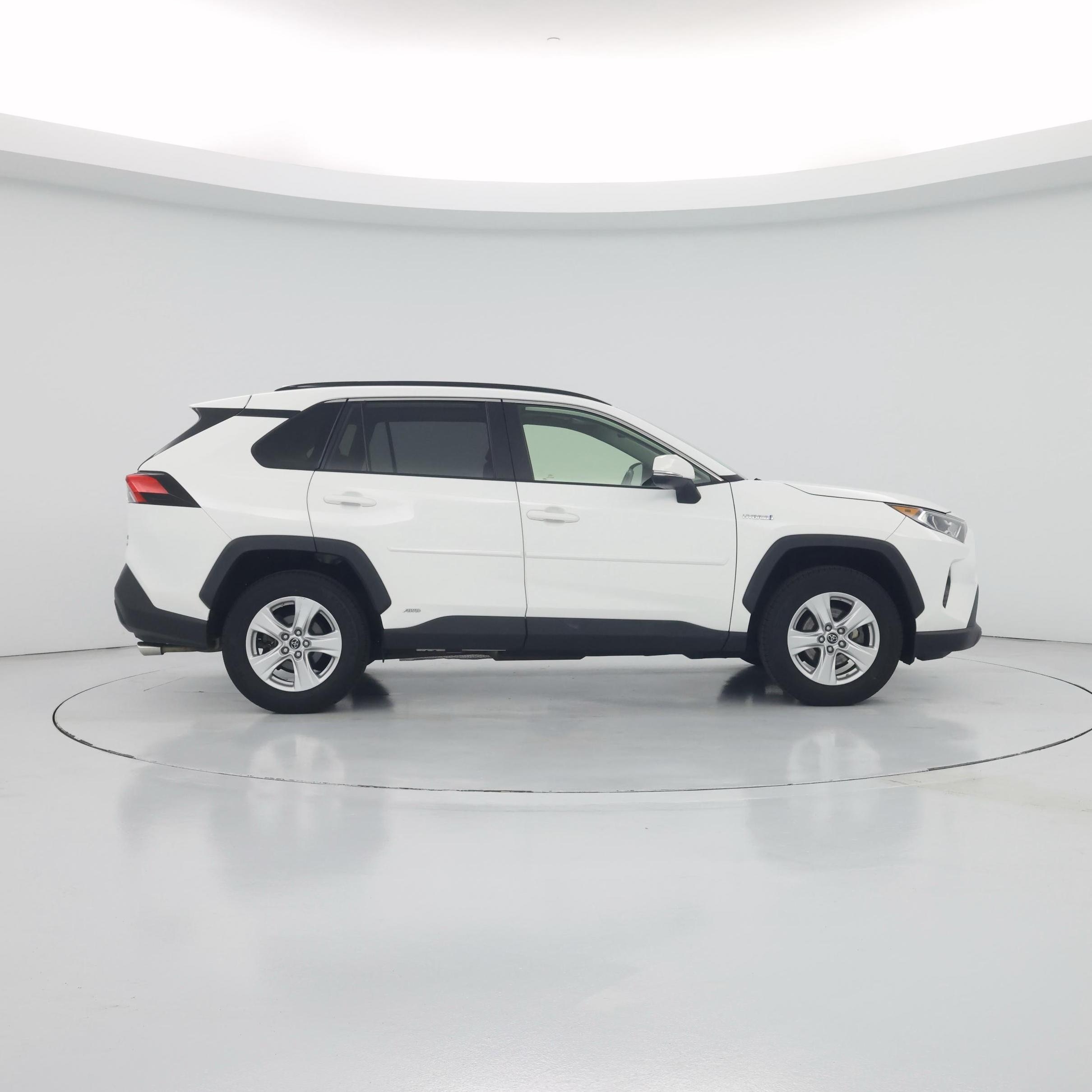 Thumbnail: 2019 Toyota RAV4 - 7