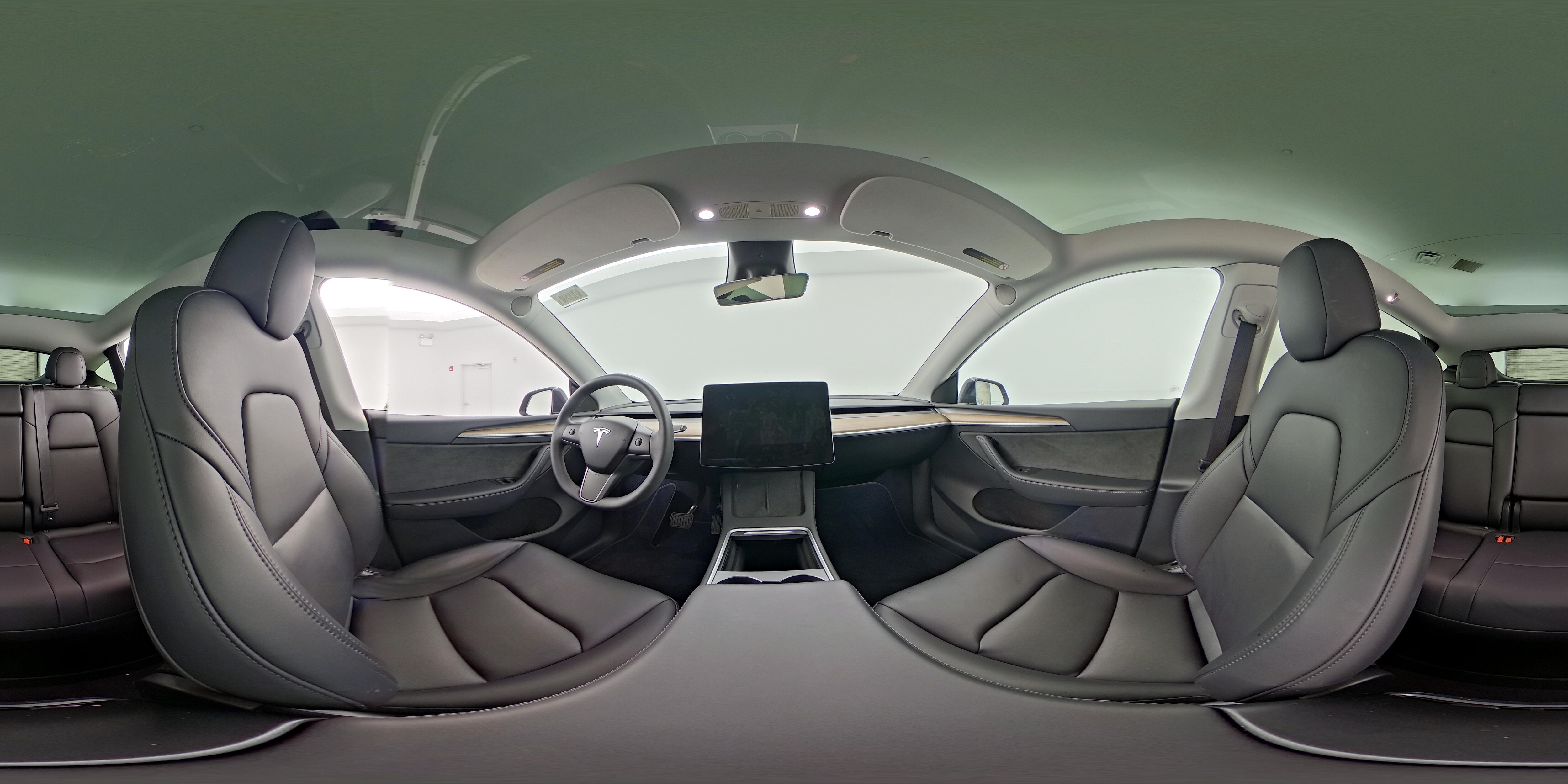 2024 Tesla Model Y Long Range - Photo 23