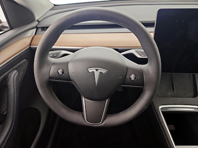 Steering Wheel & Instrument Cluster (On)